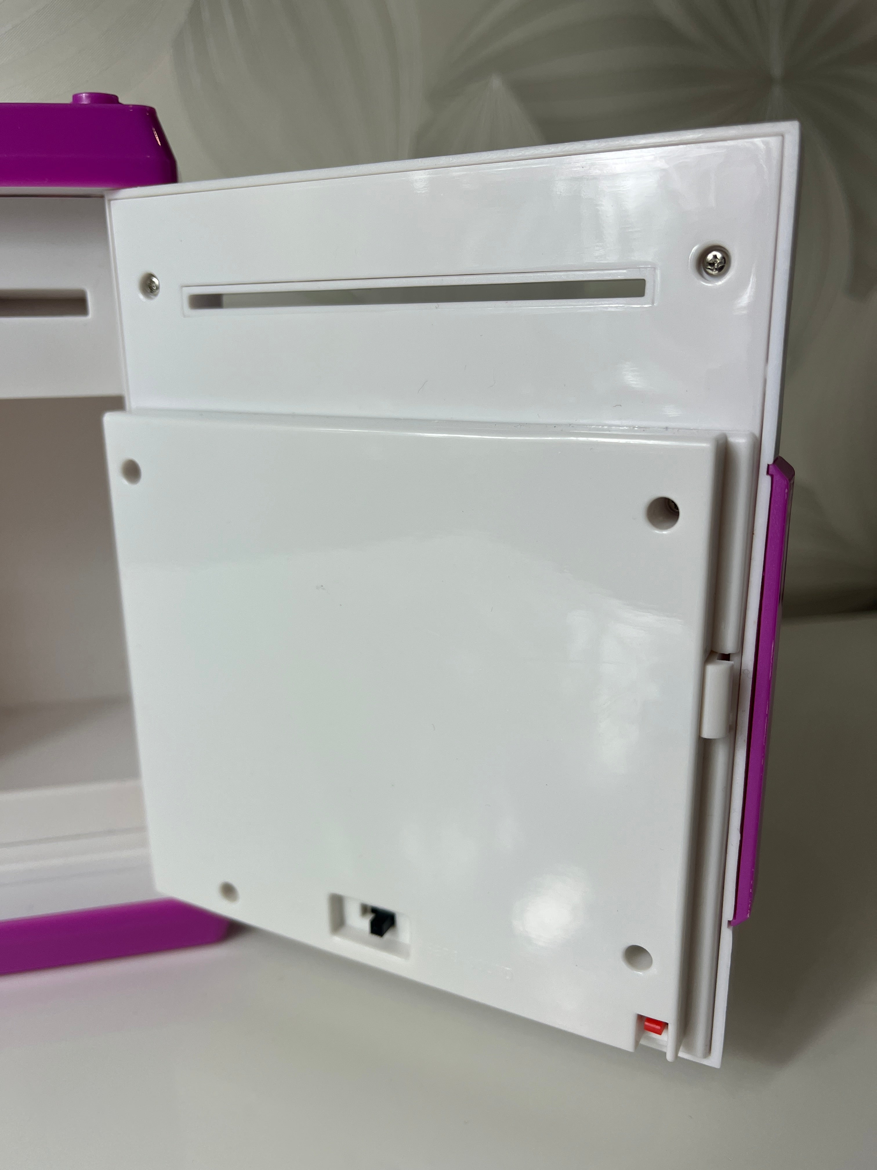 Elektroninė seifo formos taupyklė