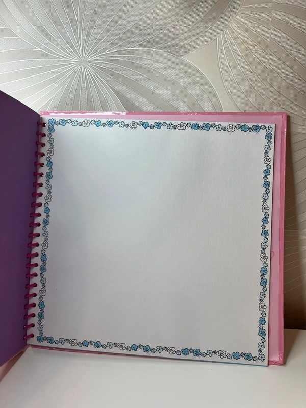 „Funky Memories“ prisiminimų ir užrašų knyga mergaitėms