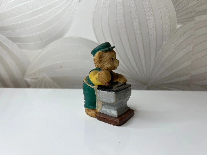 Figūrėlė Meškiukas – kalvis