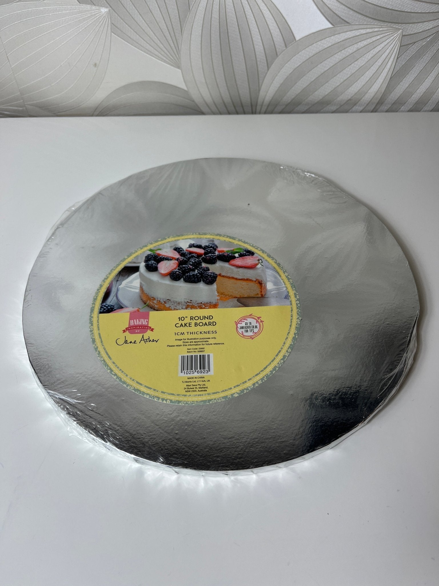 25 cm skersmens apvalus torto stovas - Daiktų atokvėpis