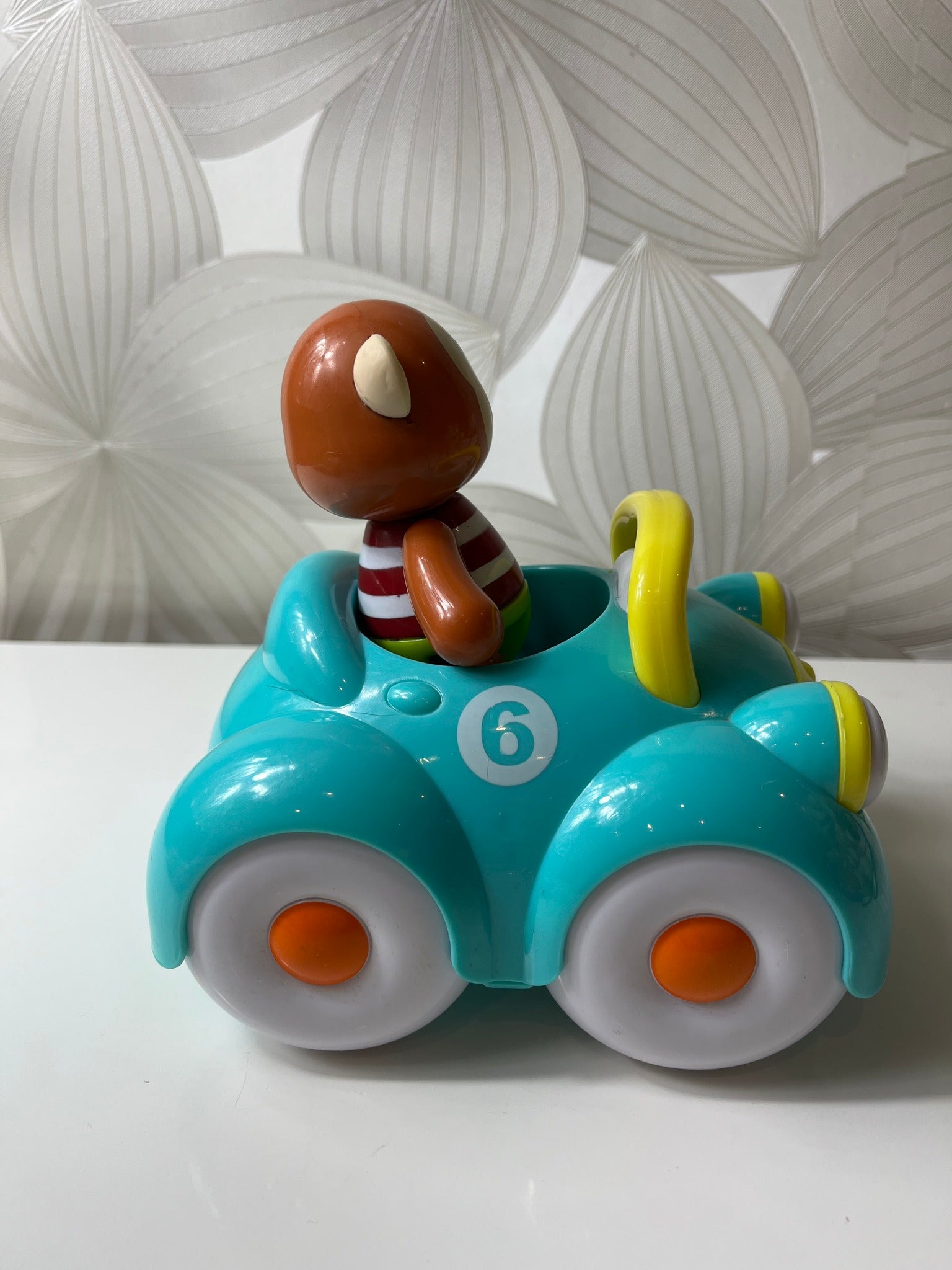 „Monkey in Car“ žaislas vaikams