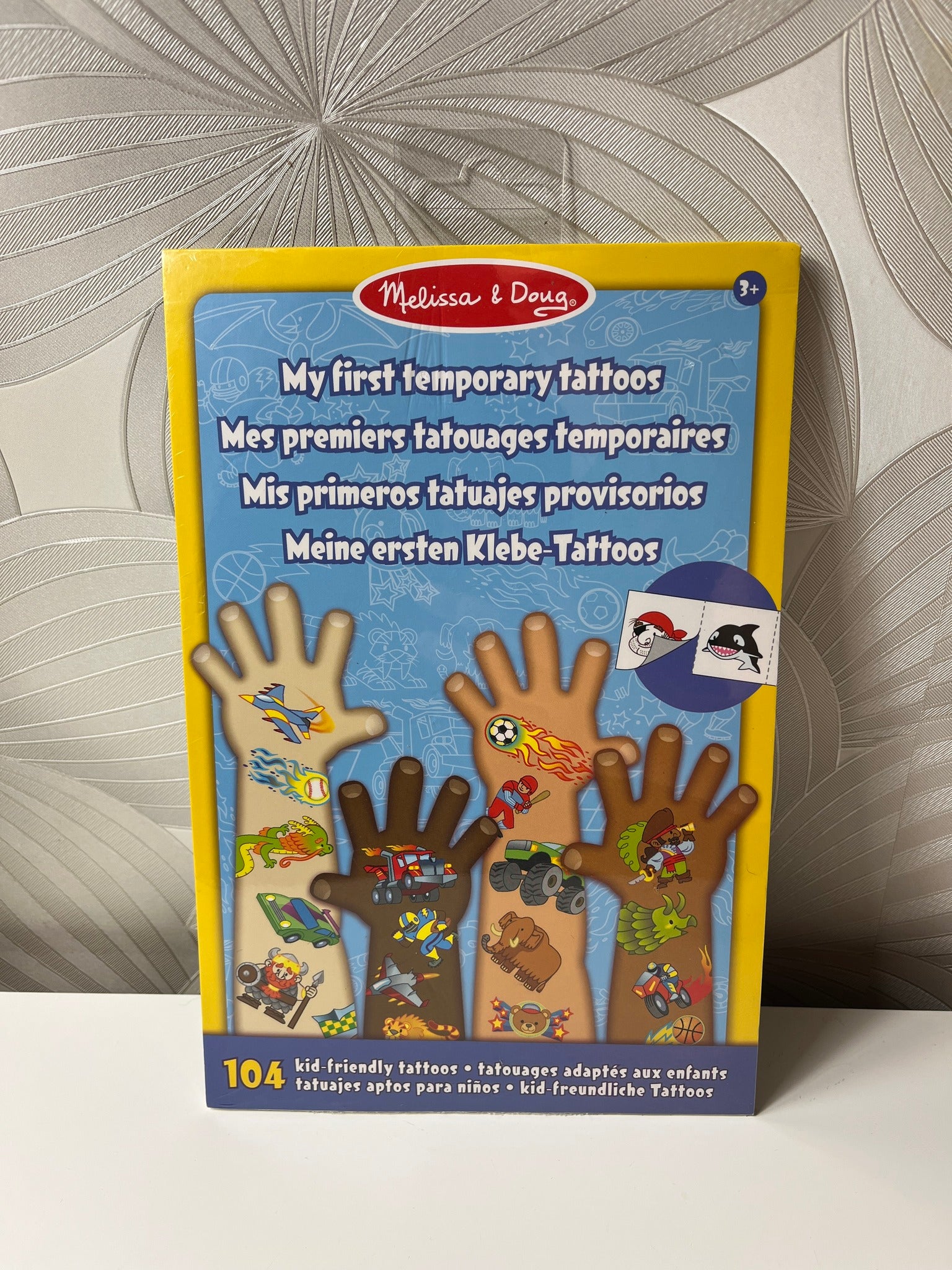 Pirmasis laikinų tatuiruočių rinkinys vaikui