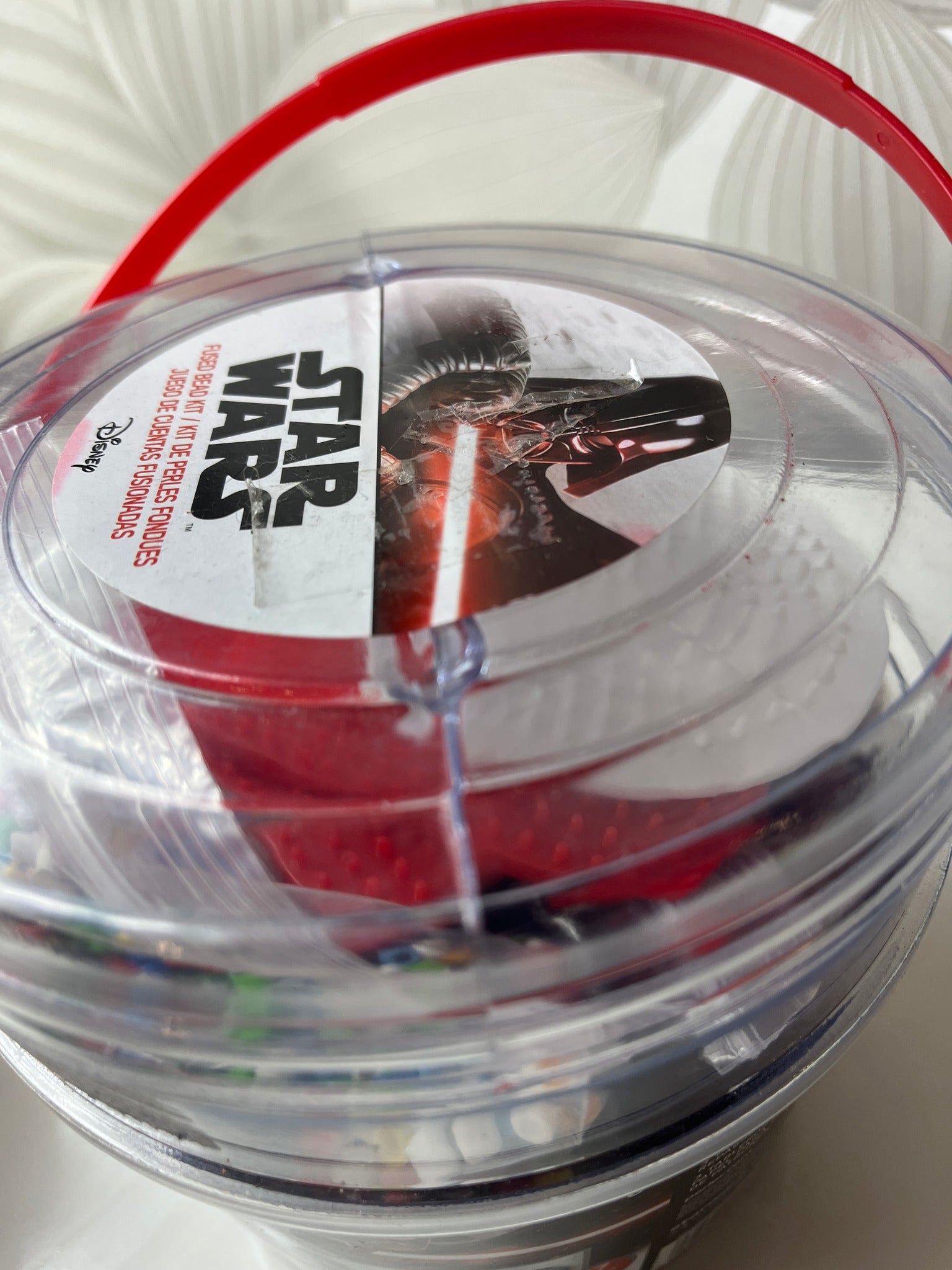 „Star Wars“ lydomų karoliukų rinkinys su 8500 karoliukų