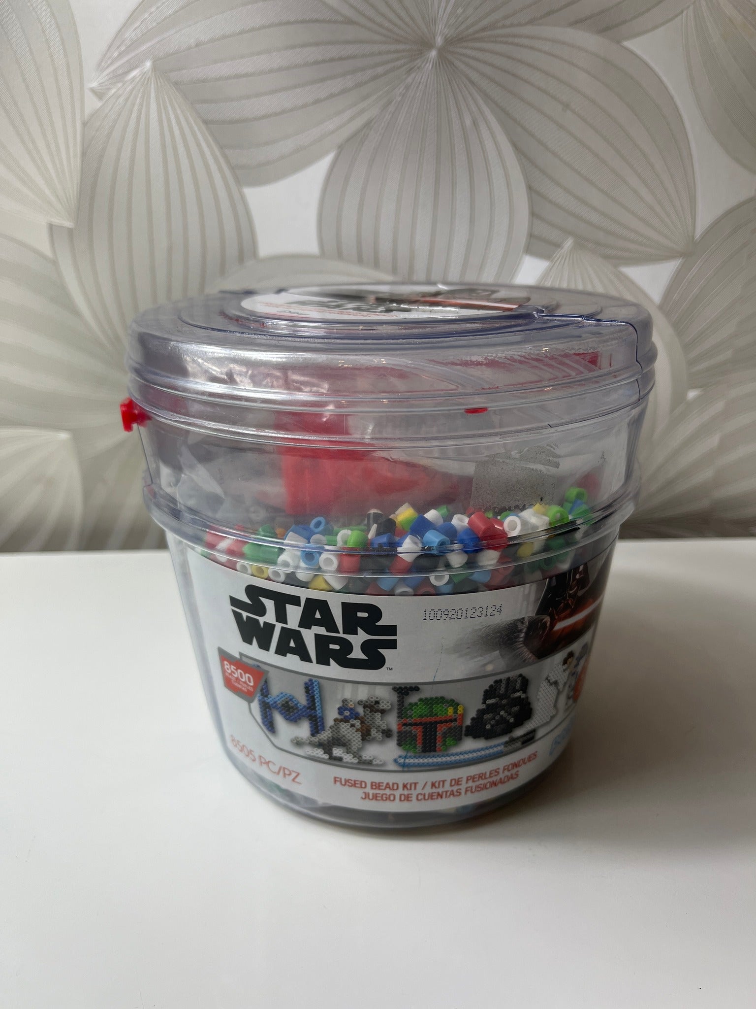 „Star Wars“ lydomų karoliukų rinkinys su 8500 karoliukų