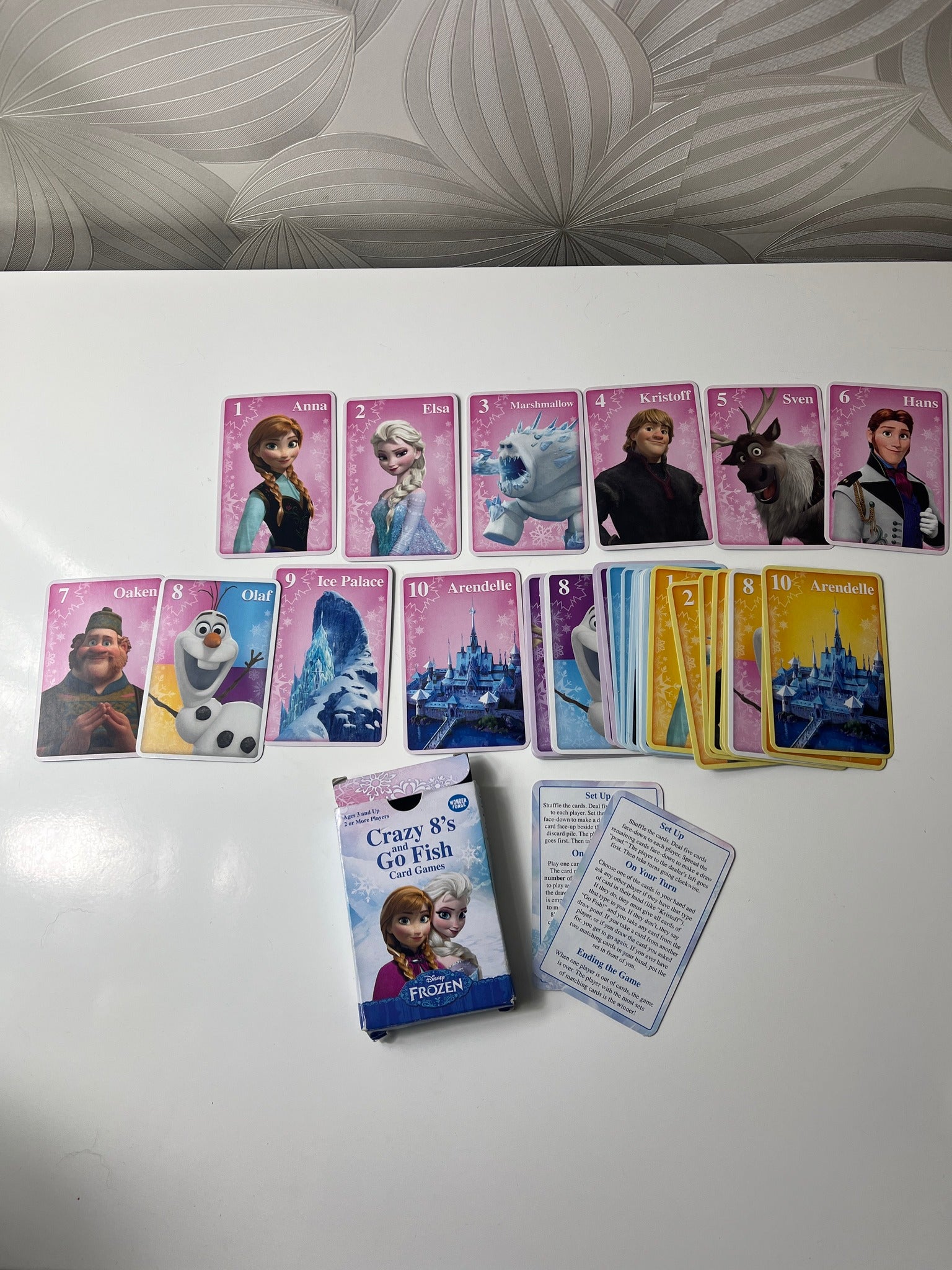 „Frozen – Crazy 8’s ir Go Fish“ kortos