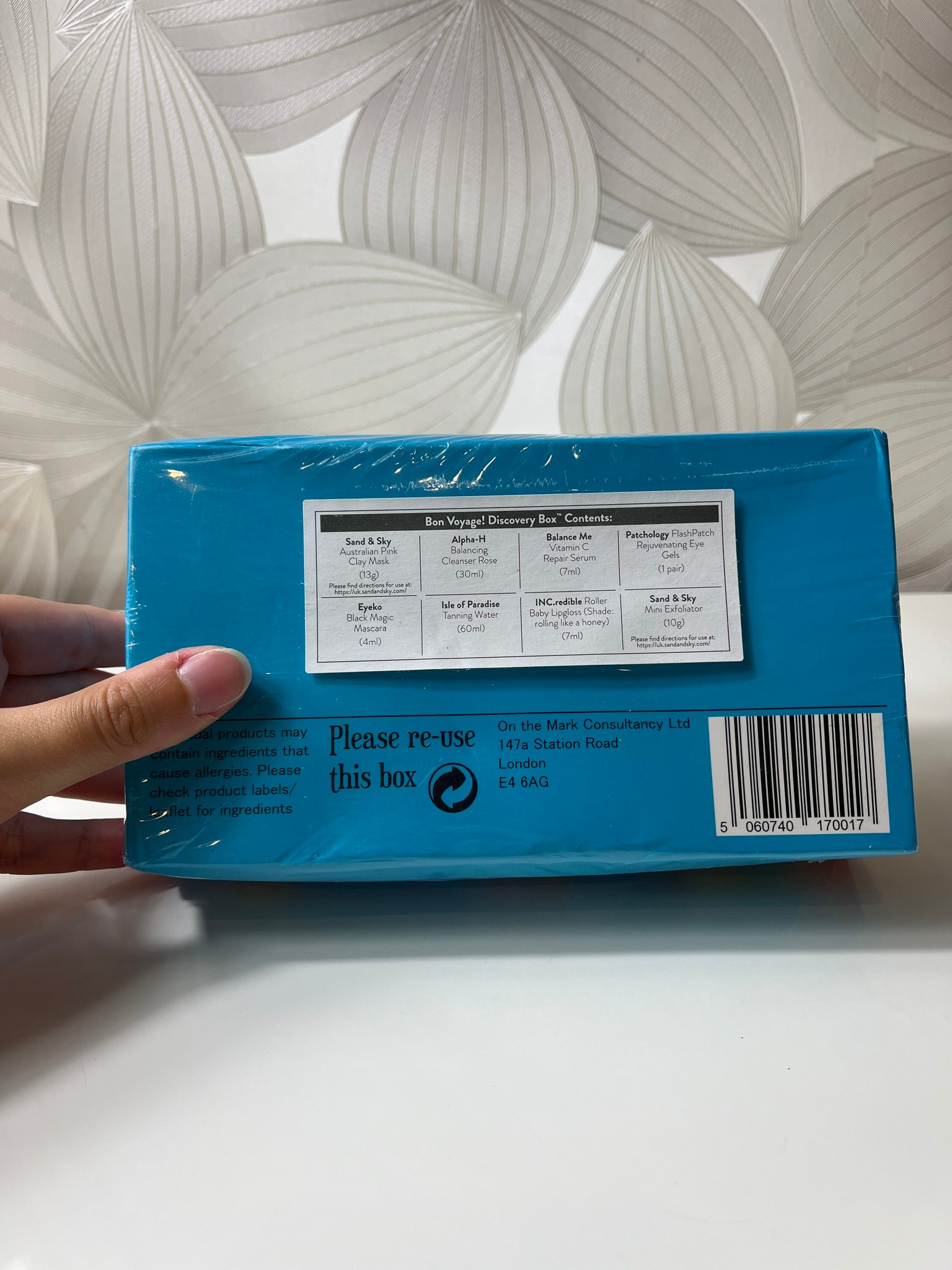 Atradimų kosmetikos dėžutė „Bon Voyage!“