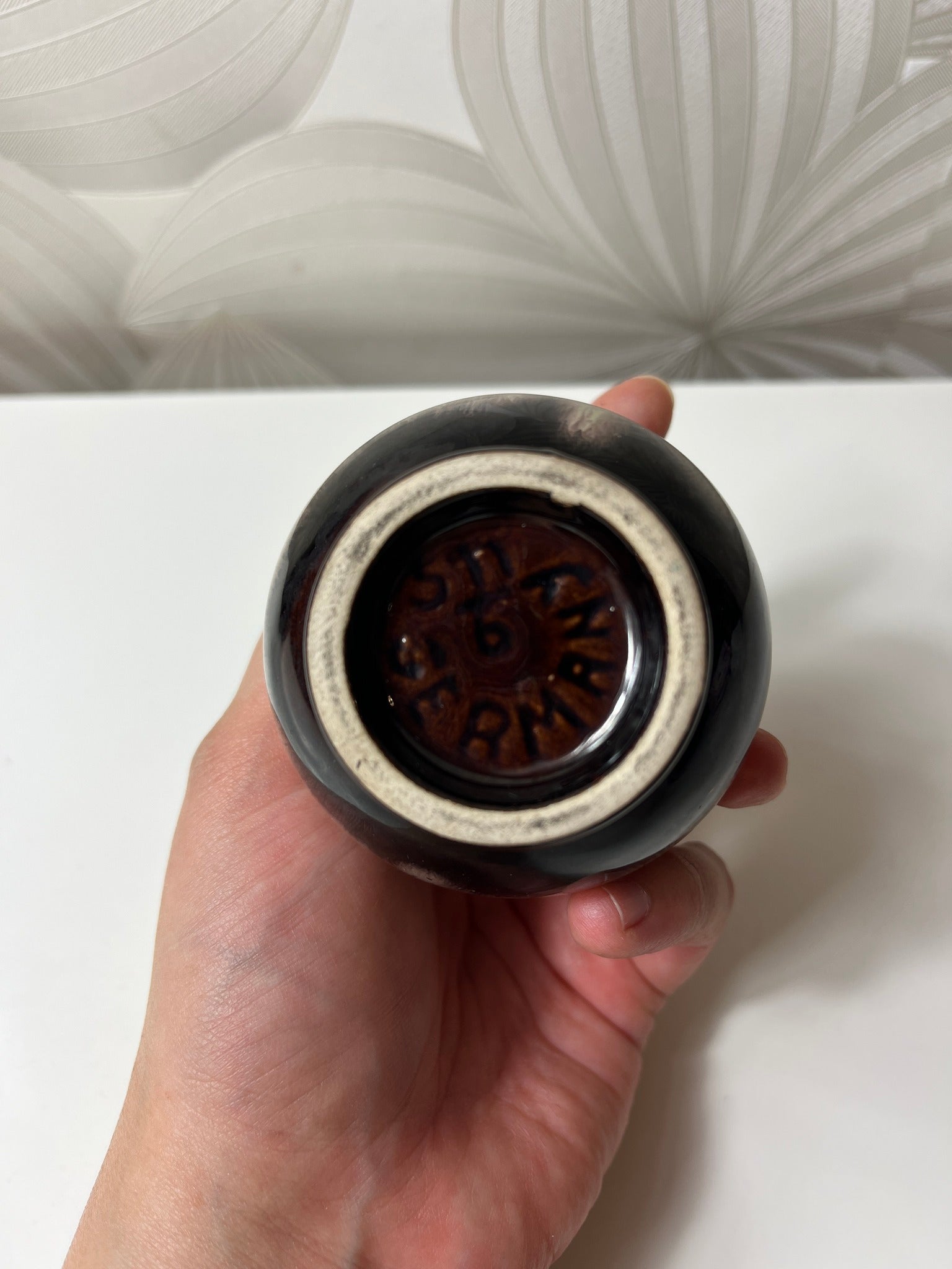 Vintažinė Vokietijoje pagaminta vaza (rankų darbo)