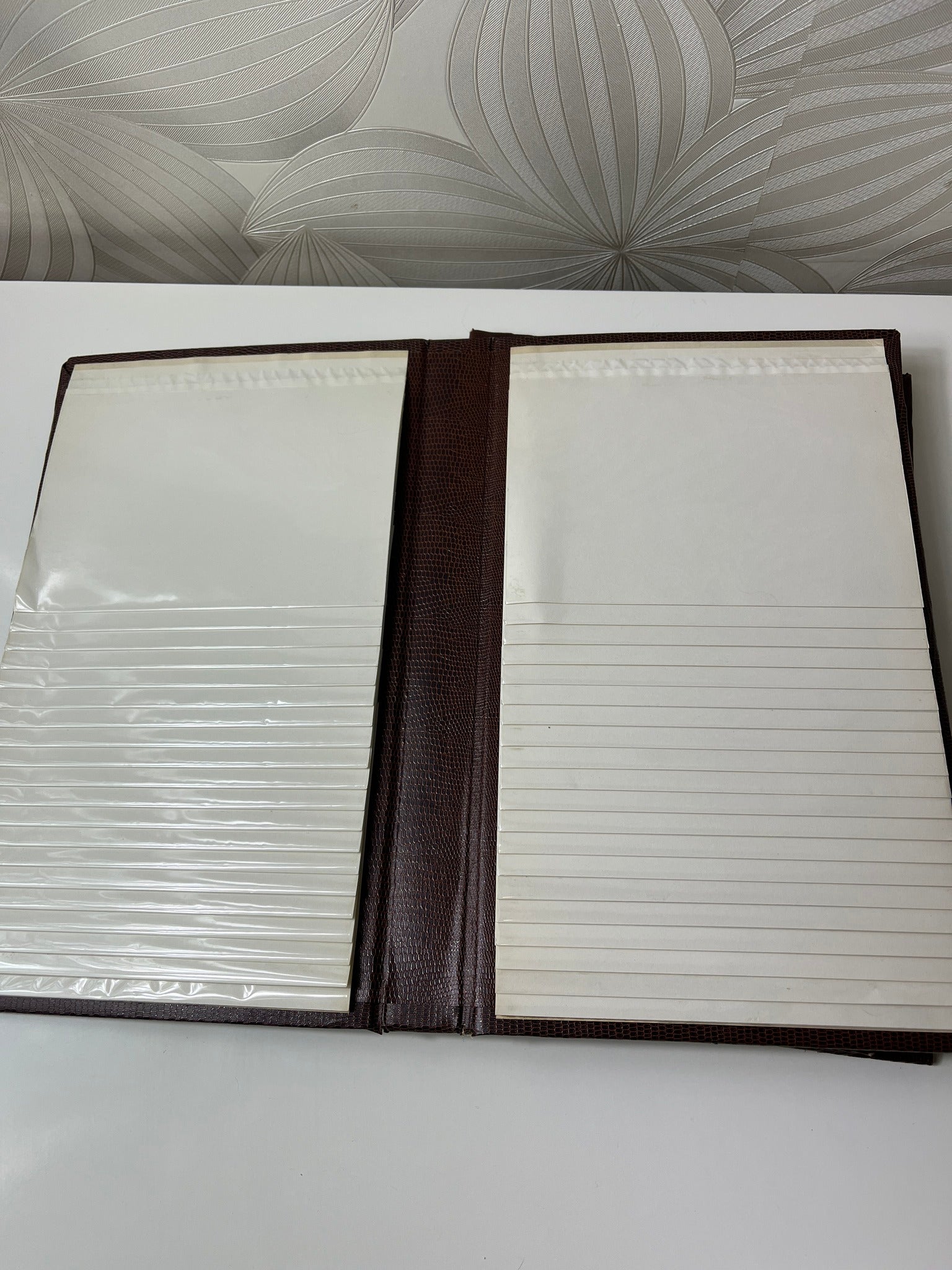 2 vnt. elegantiškų nuotraukų albumų