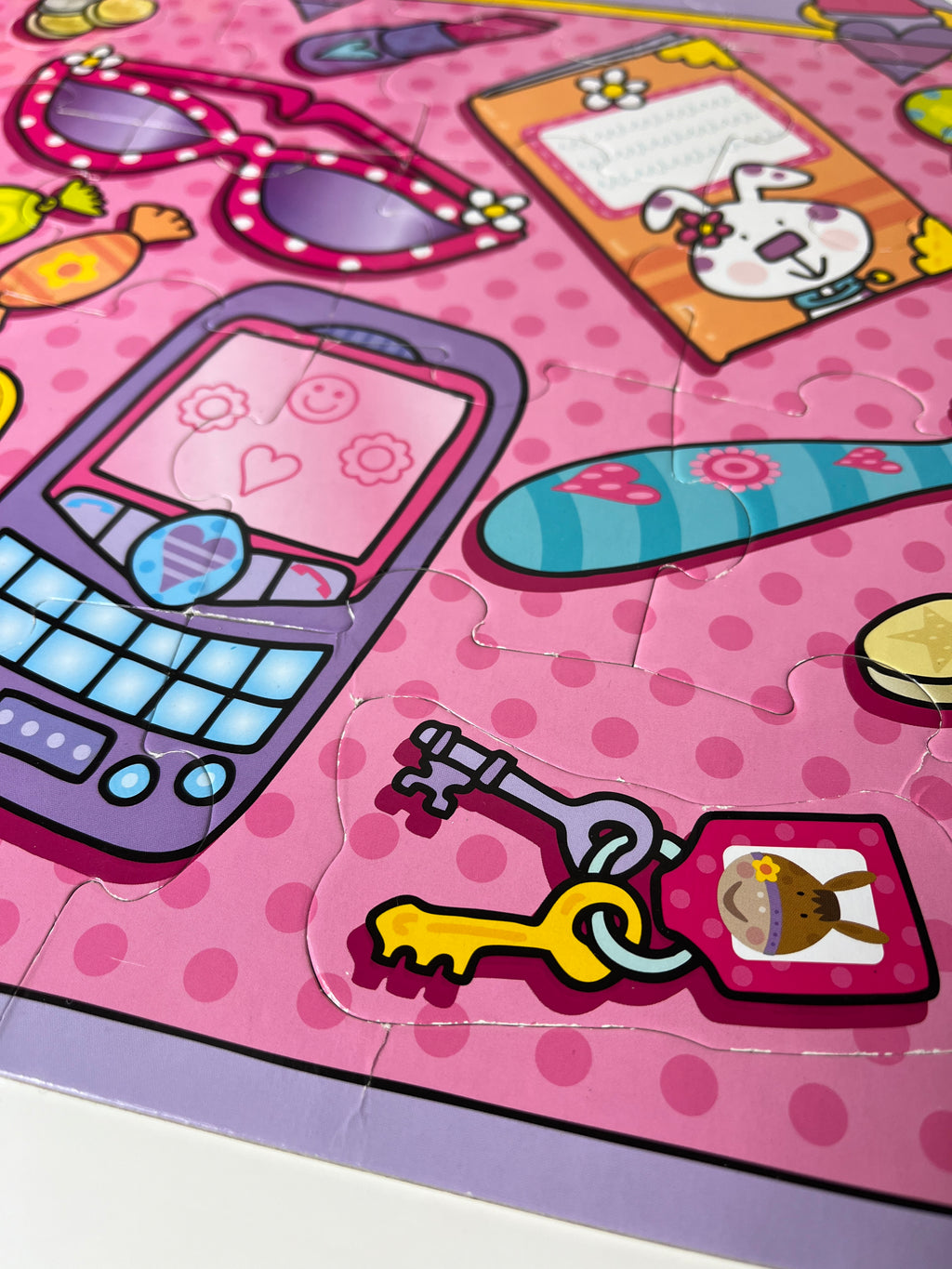 Dėlionė vaikams „Mano rankinė“