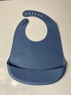 Mėlynas silikoninis seilinukas vaikui