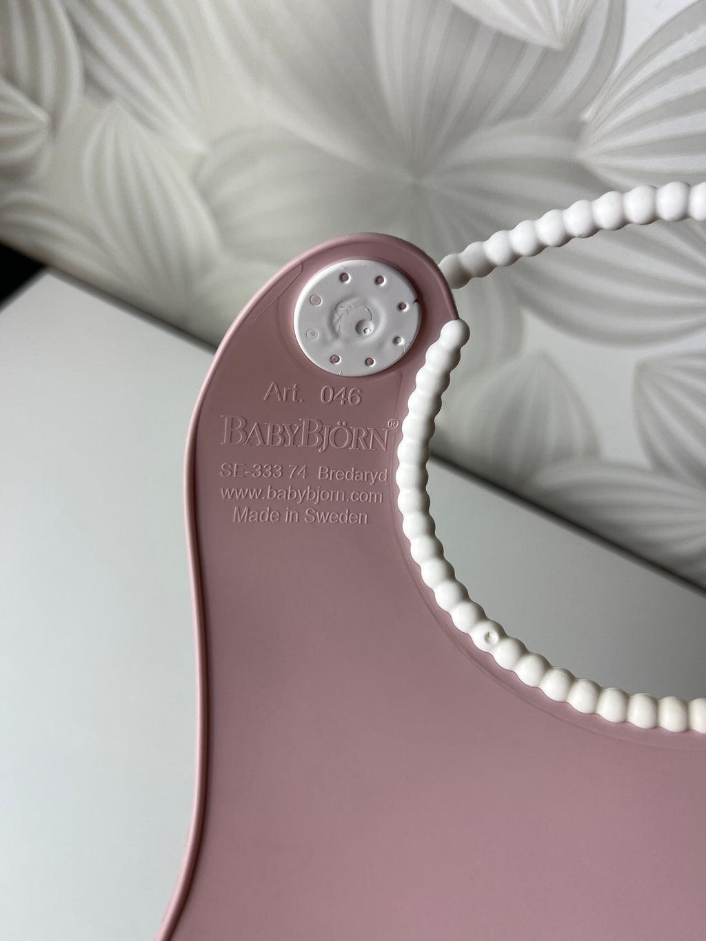 Rožinis seilinukas vaikui „Baby Bjorn“