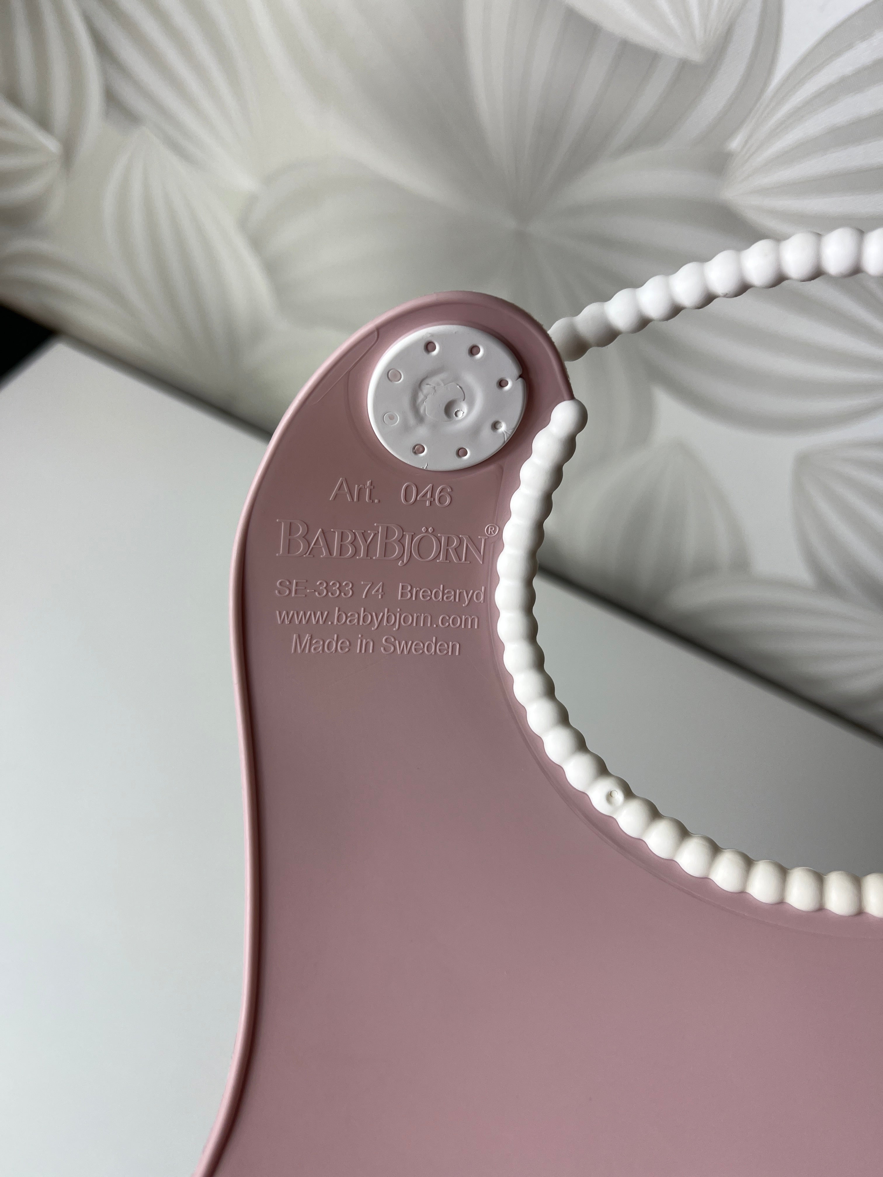 Rožinis seilinukas vaikui „Baby Bjorn“