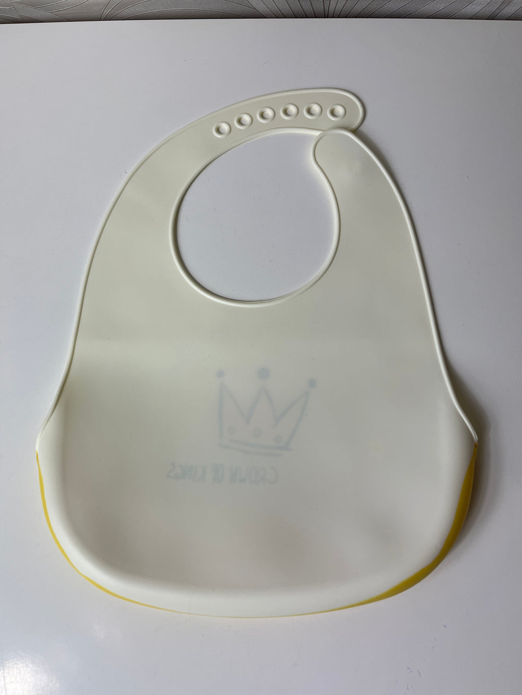 Silikoninis seilinukas vaikui su karūna