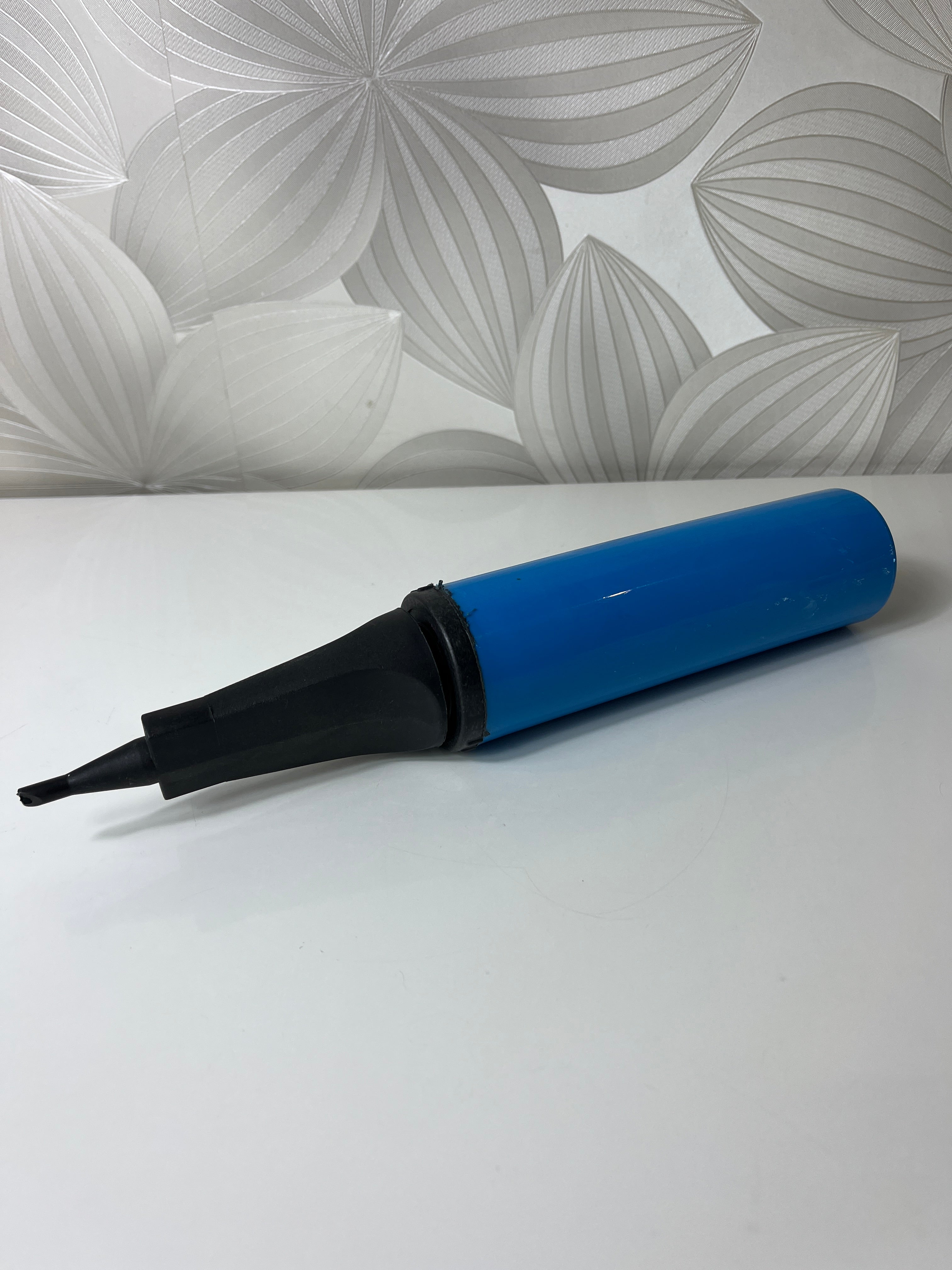 Rankinė oro balionų pompa