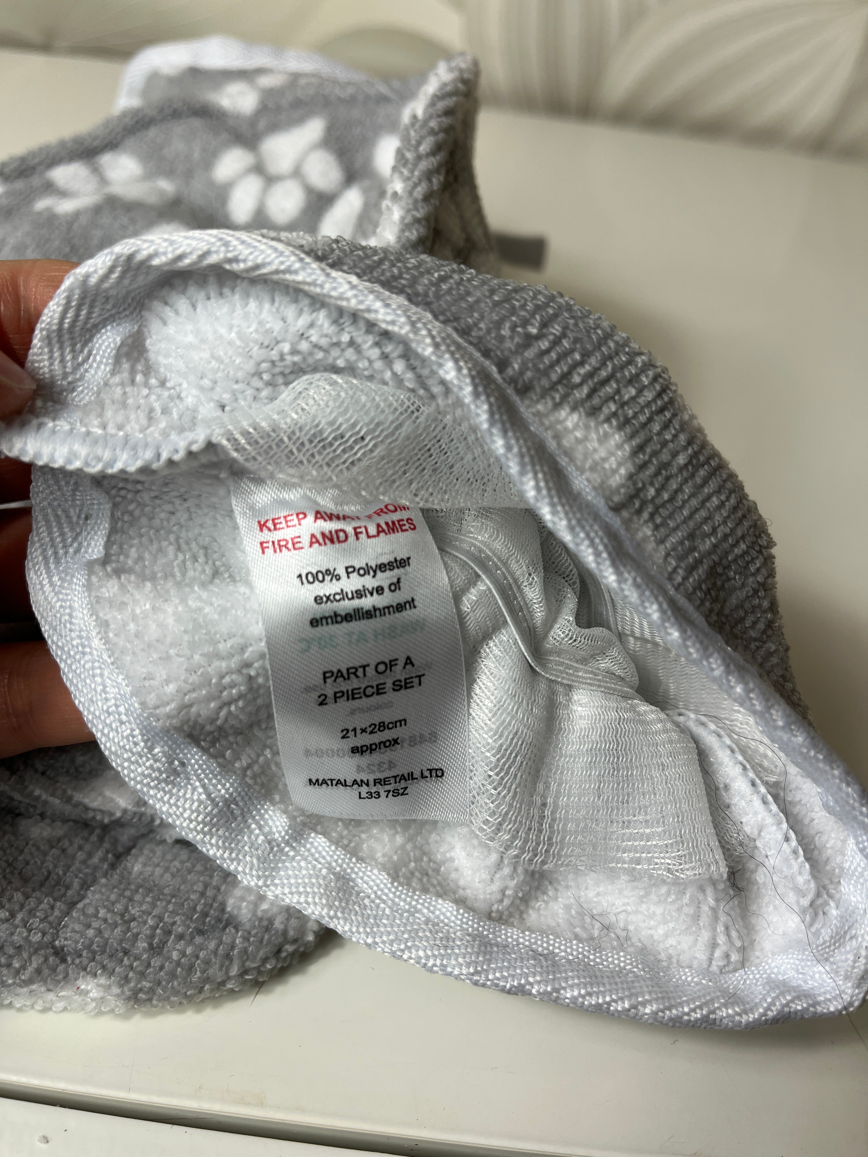 Pirštinės nusausinti gyvūnų kailiui