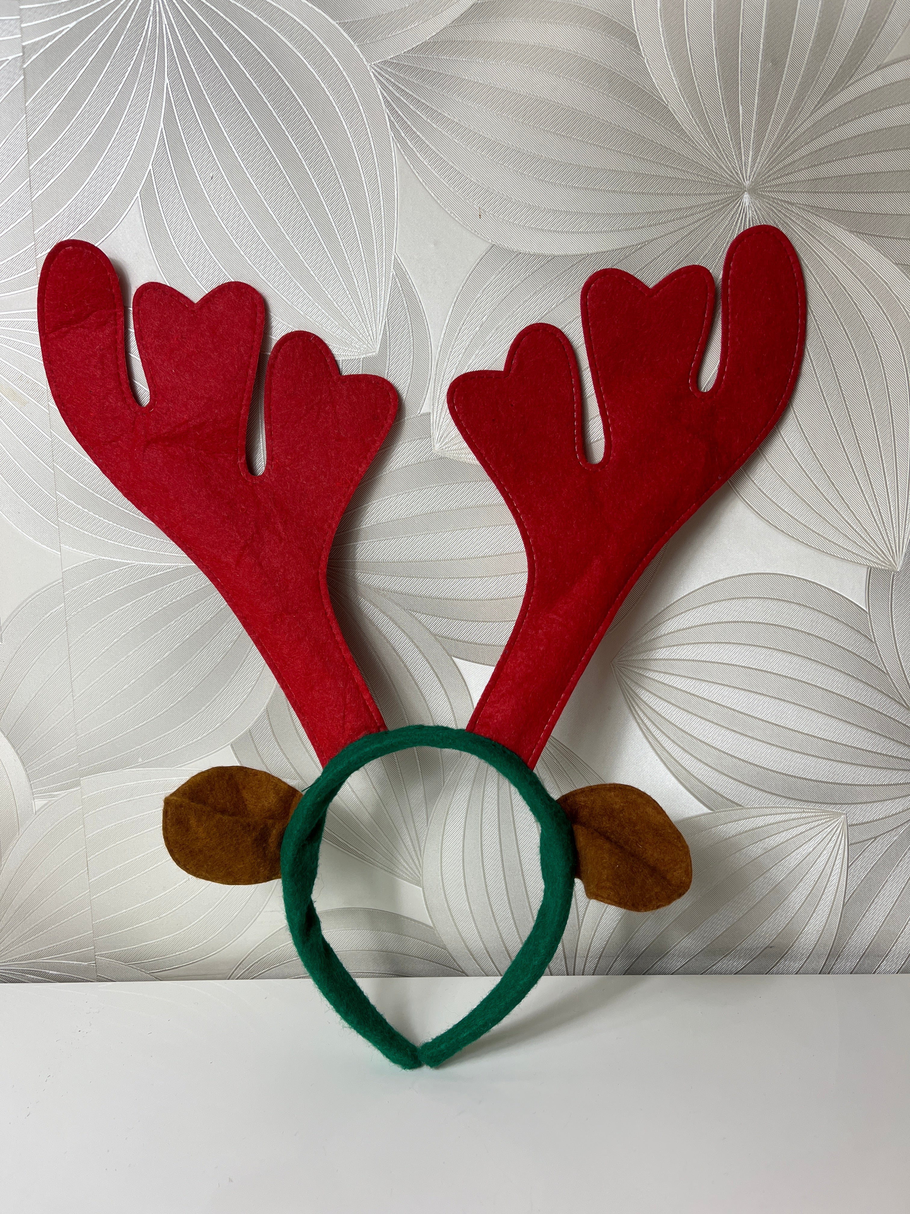 Kalėdiniai elnių ragai augintiniui