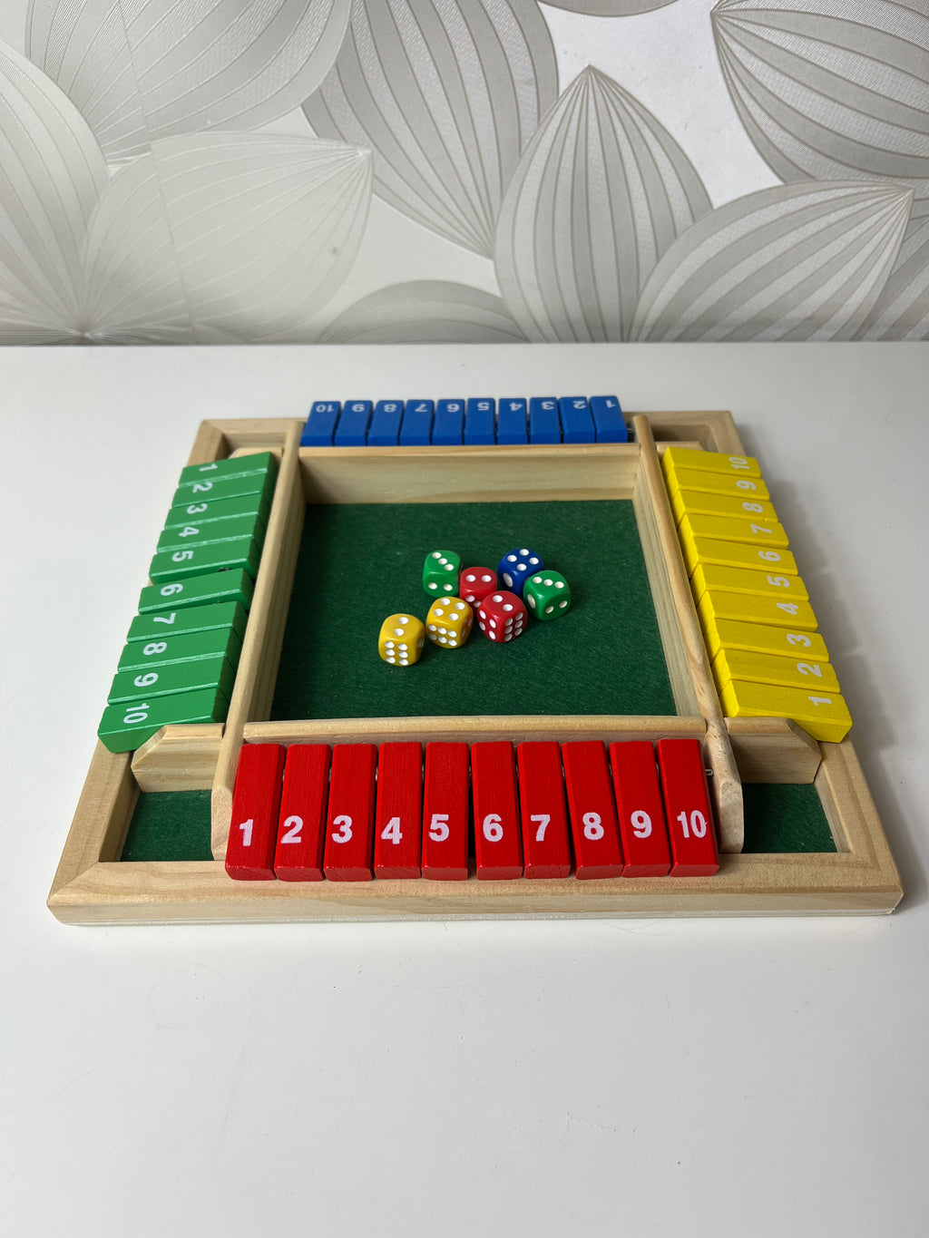 Stalo žaidimas „Shut The Box“