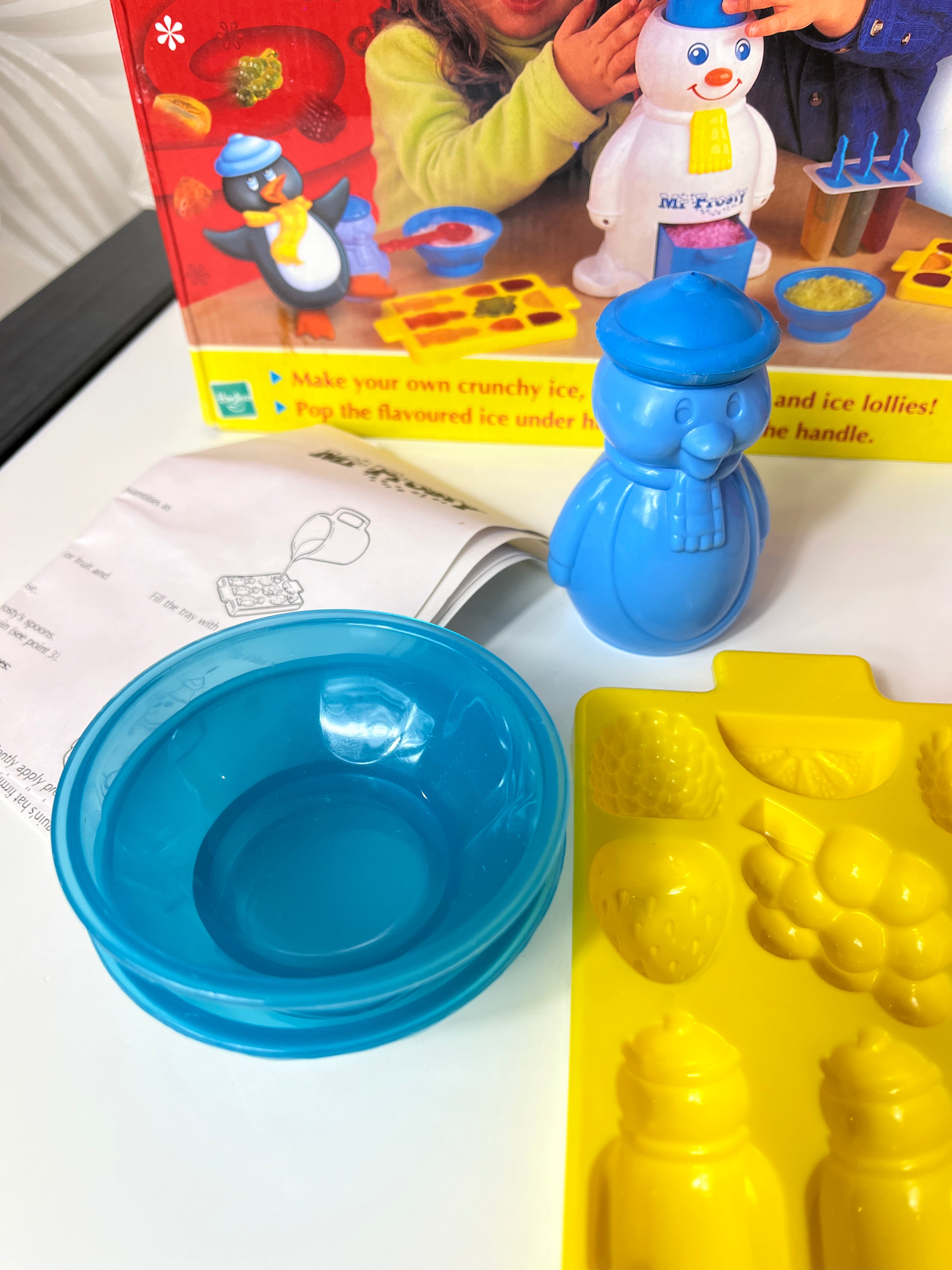 Vintažinis ledo smulkintuvas „Mr. Frosty“ - užsiėmimas vaikams