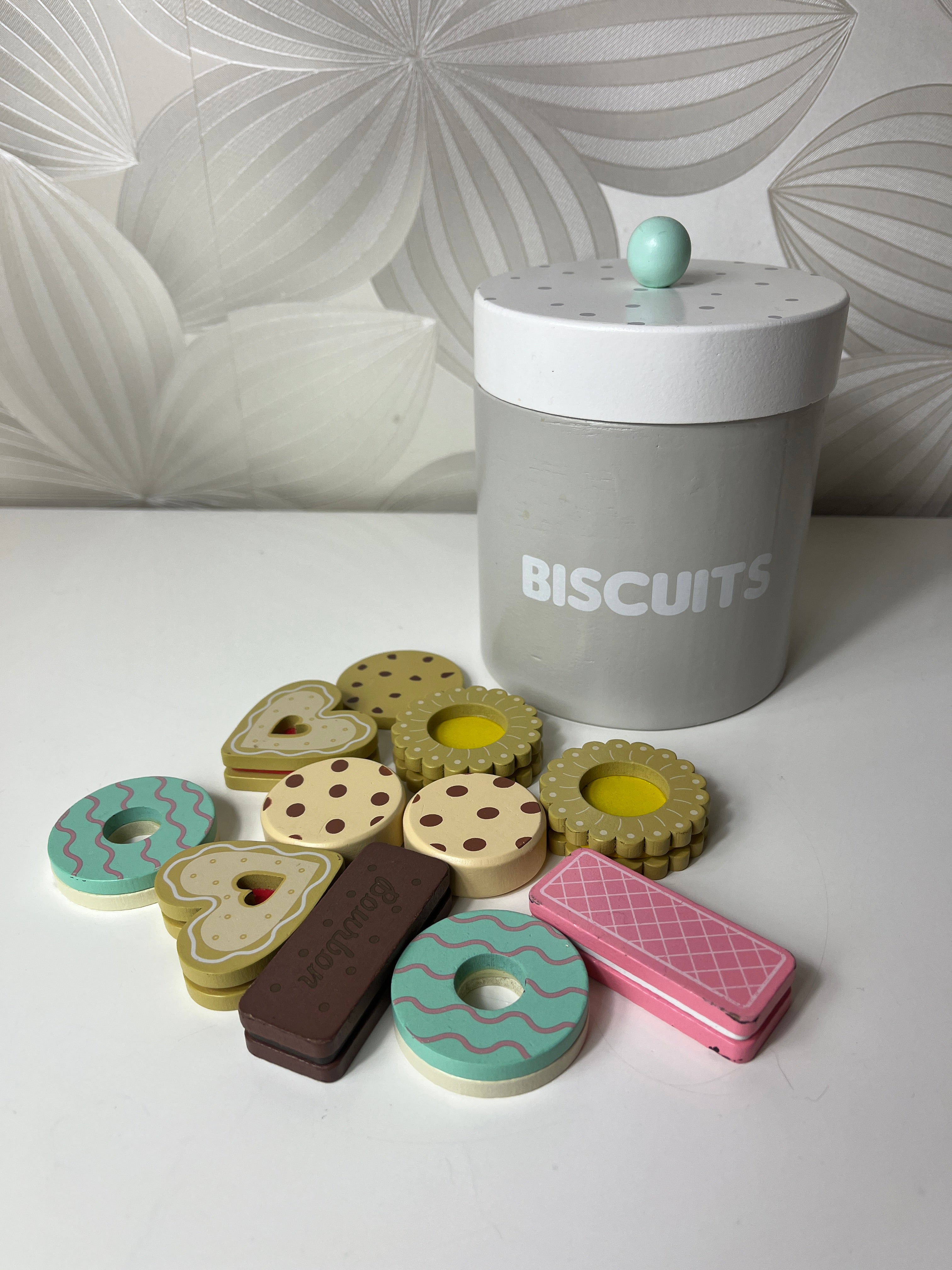 Medinių sausainių rinkinys su dėžute „Biscuits“