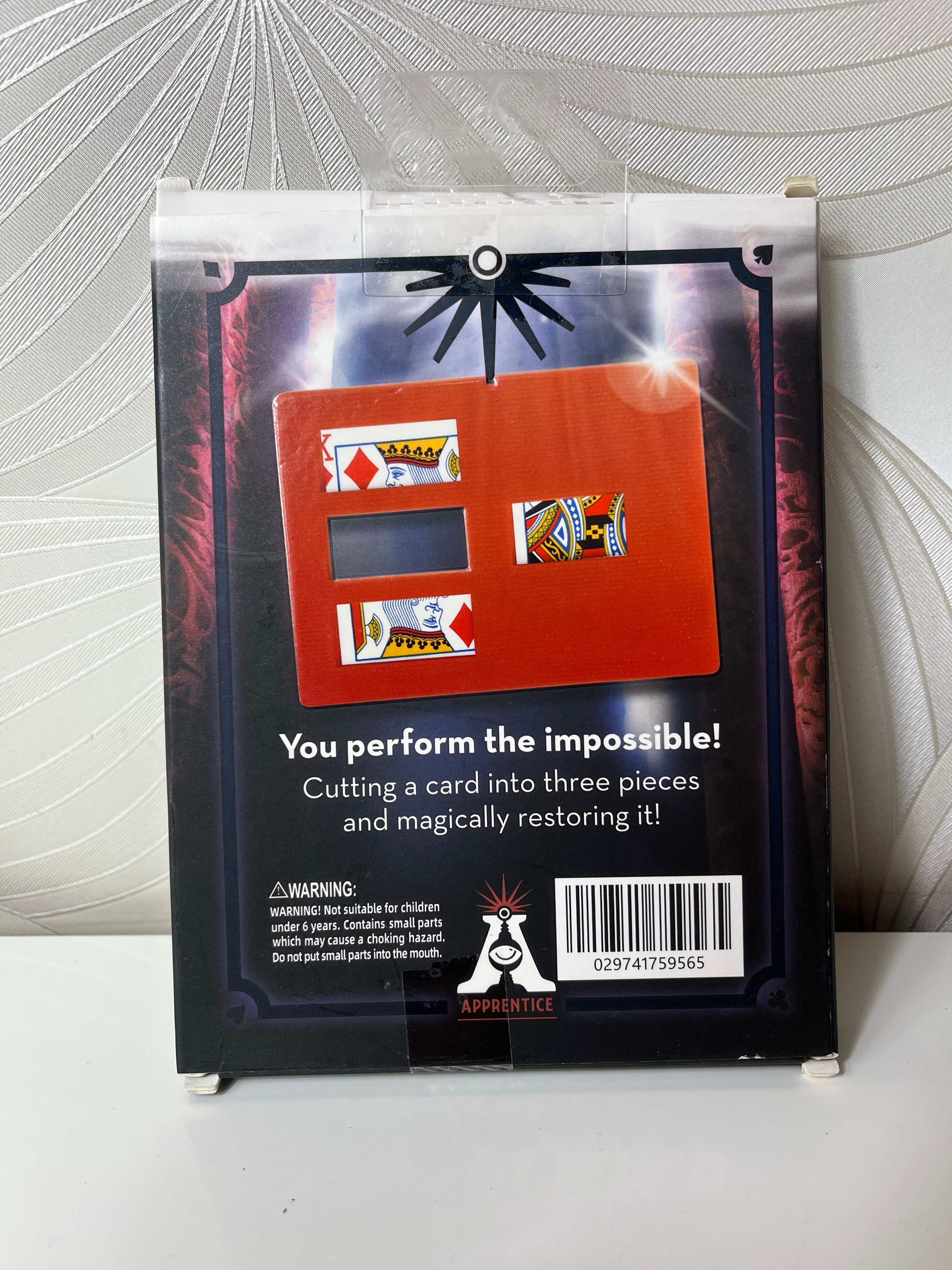 Magijos triukas „Zig Zag Card“