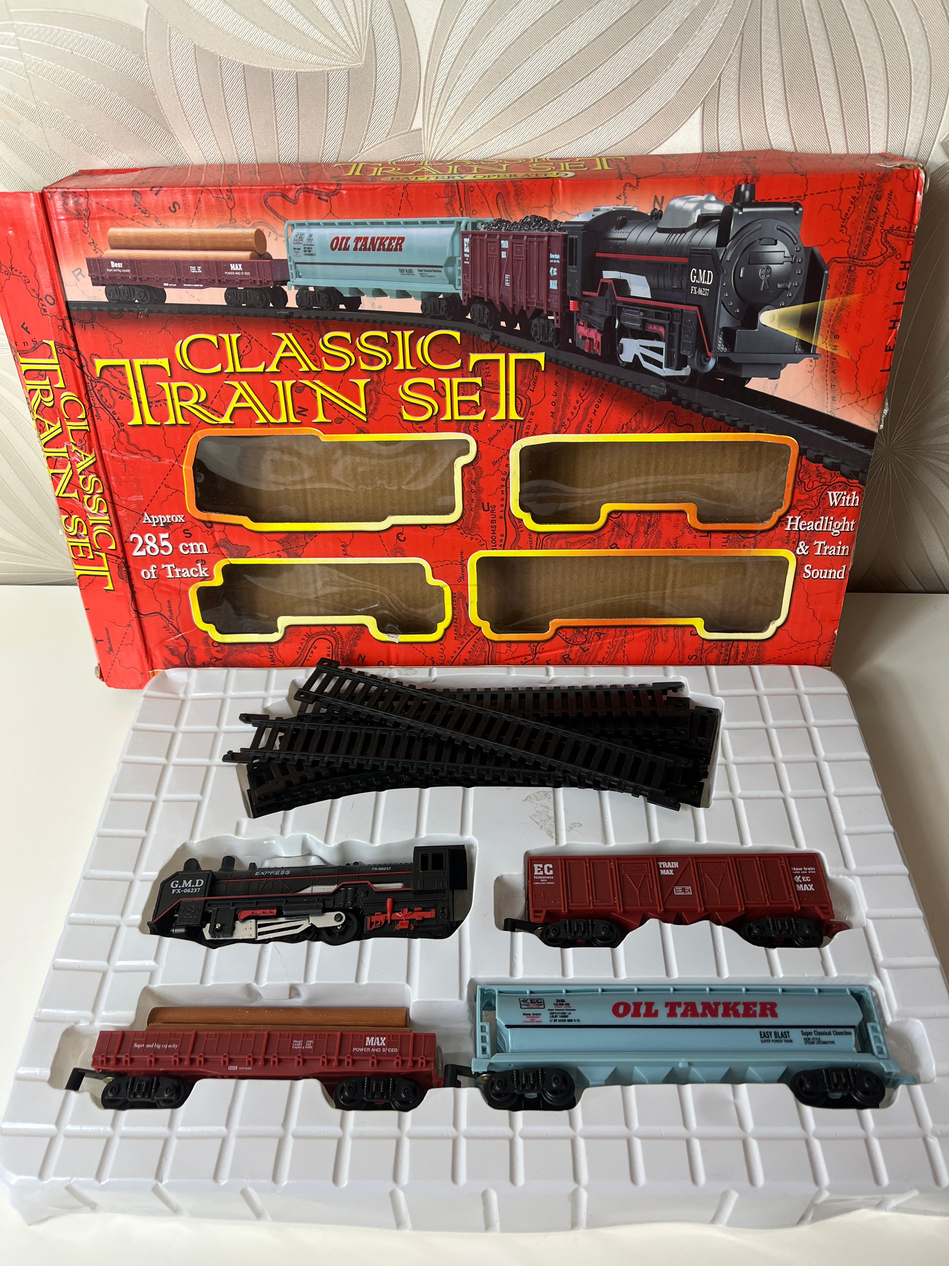 Žaislinis traukinio rinkinys „Classic Train Set“