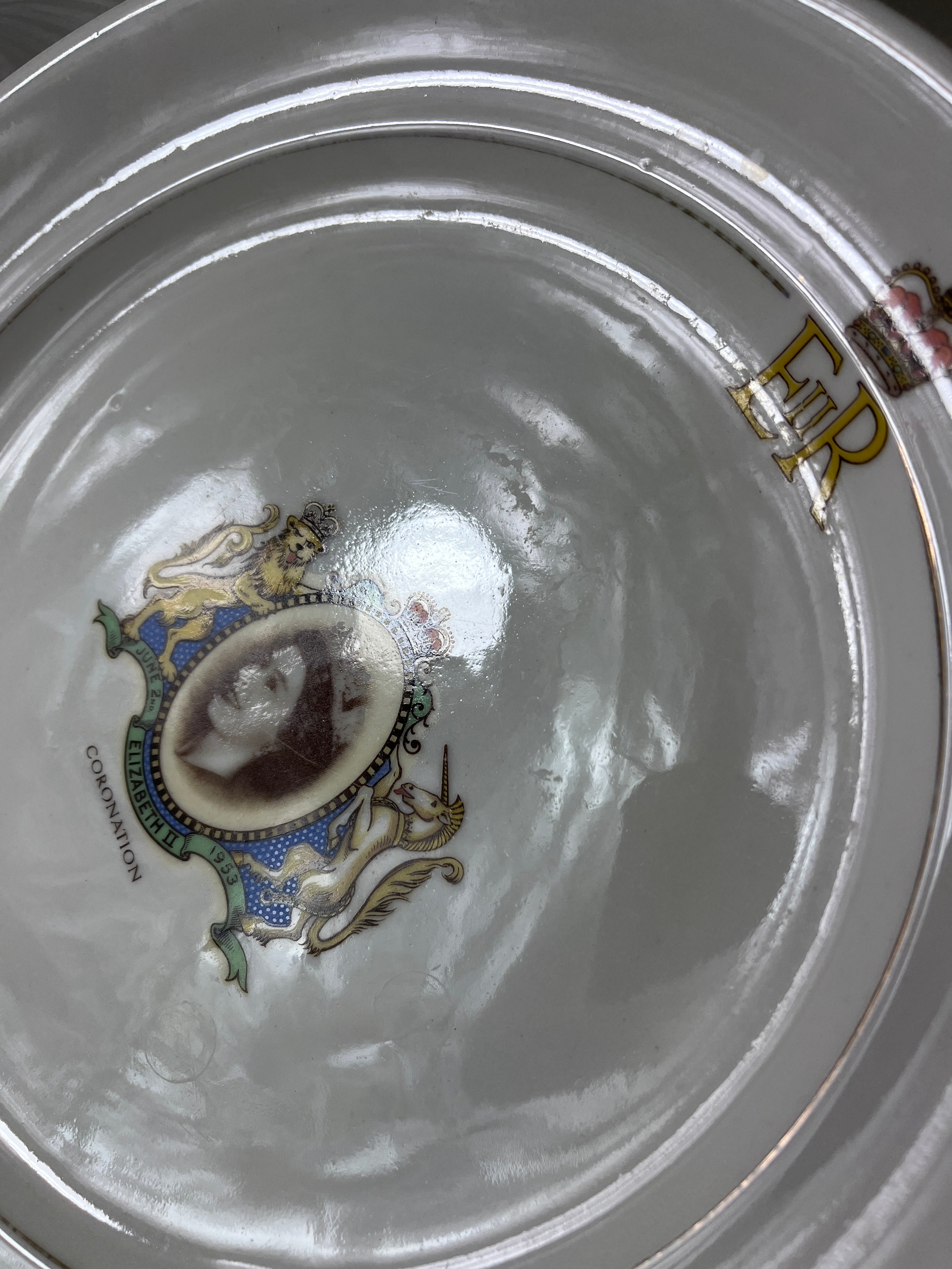 Vintažinė dekoratyvinė lėkštė – Karalienės Elžbietos II karūnavimas (1953)