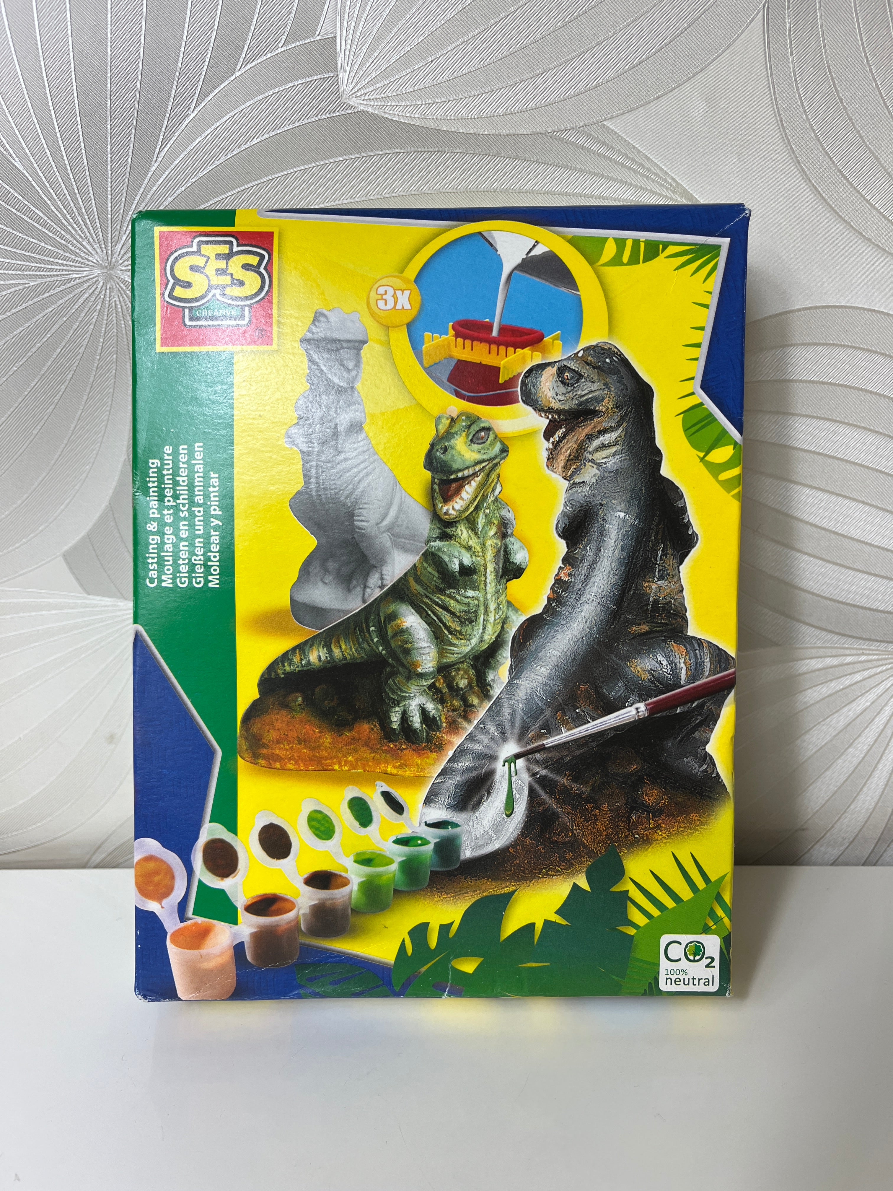 Kūrybinis rinkinys – dinozaurų liejimas ir dažymas