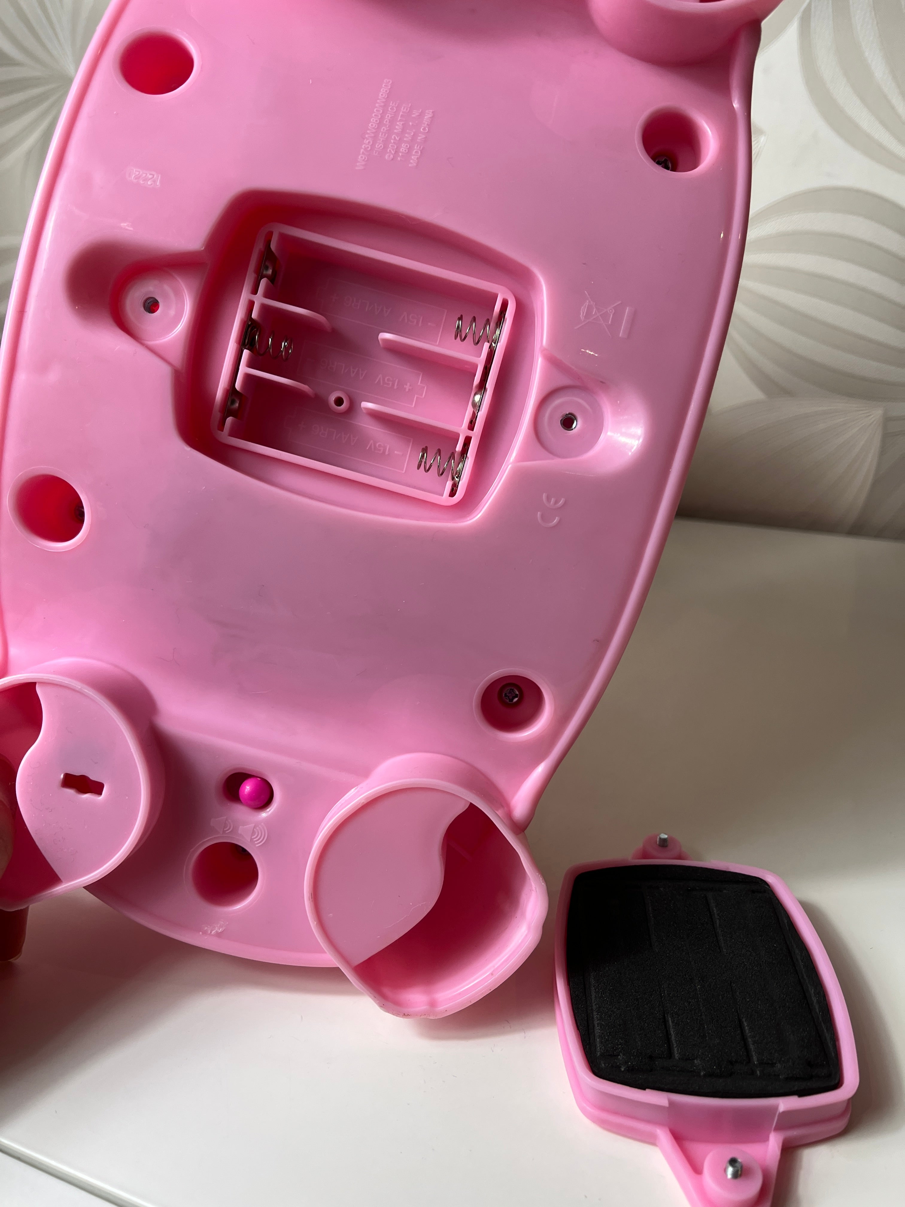 Vaikiška kosmetinė–tualetinis staliukas „Fisher-Price“