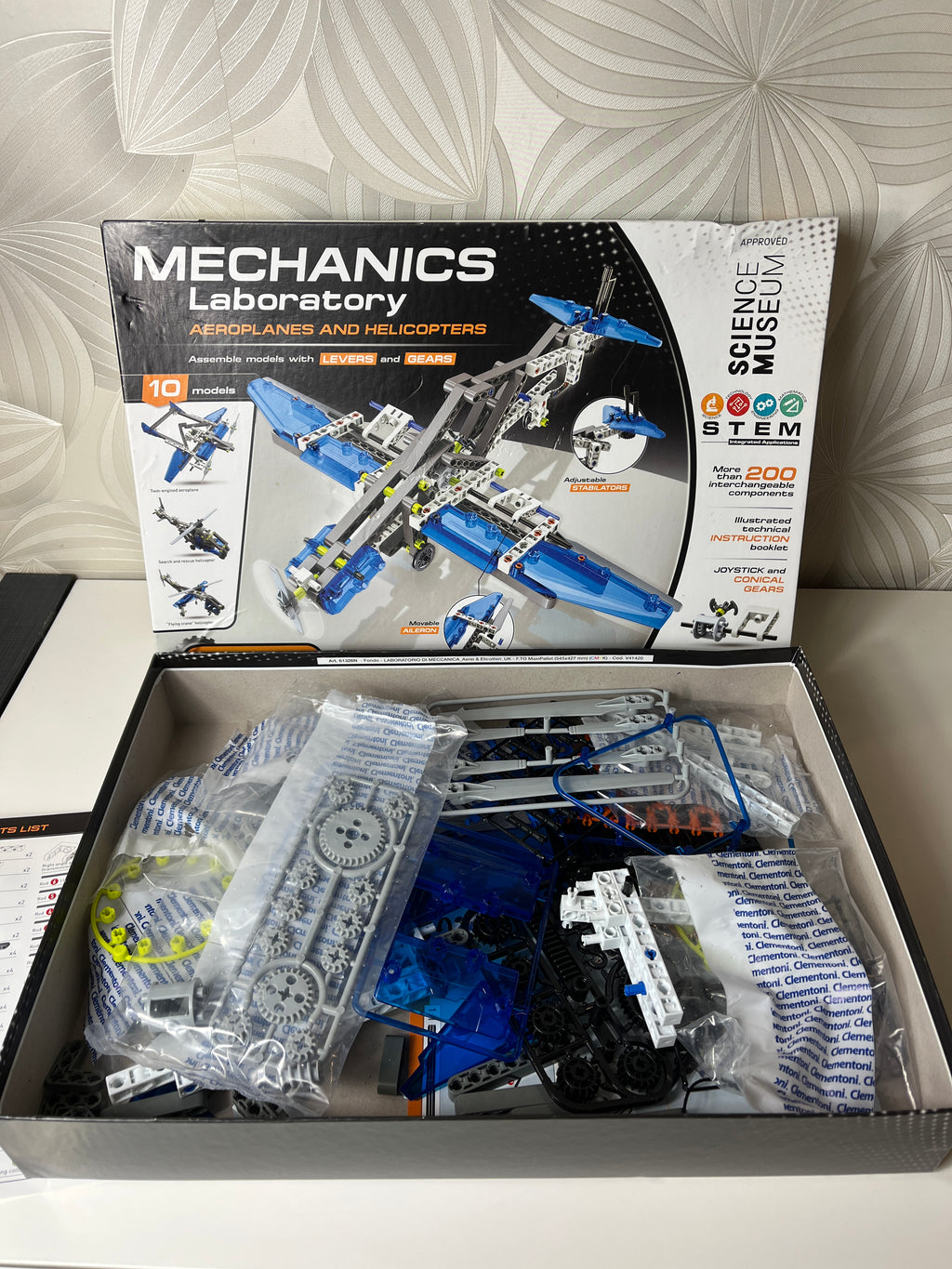 „Mechanics Laboratory – Aeroplanes and Helicopters“ konstruktorius