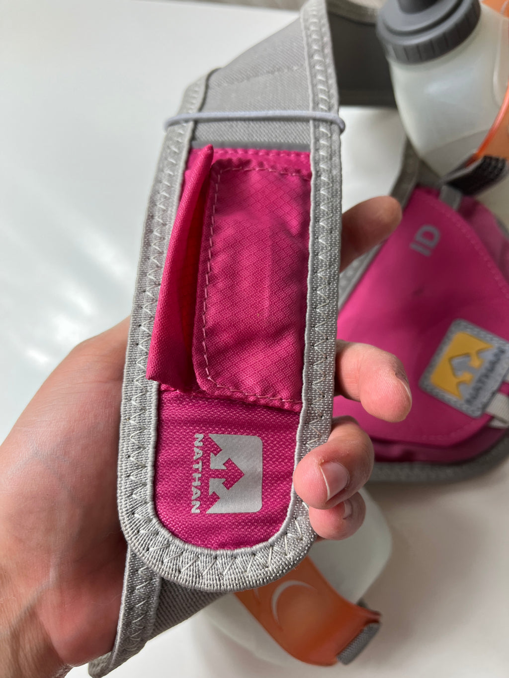 Diržas bėgimui su gertuvėmis „Nathan“