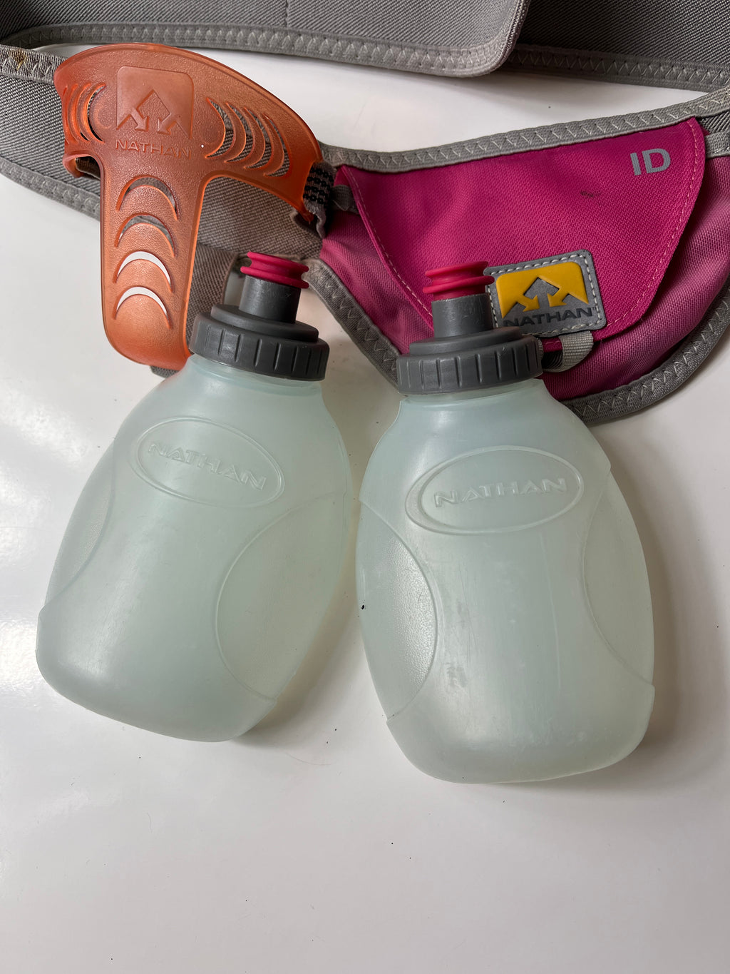 Diržas bėgimui su gertuvėmis „Nathan“