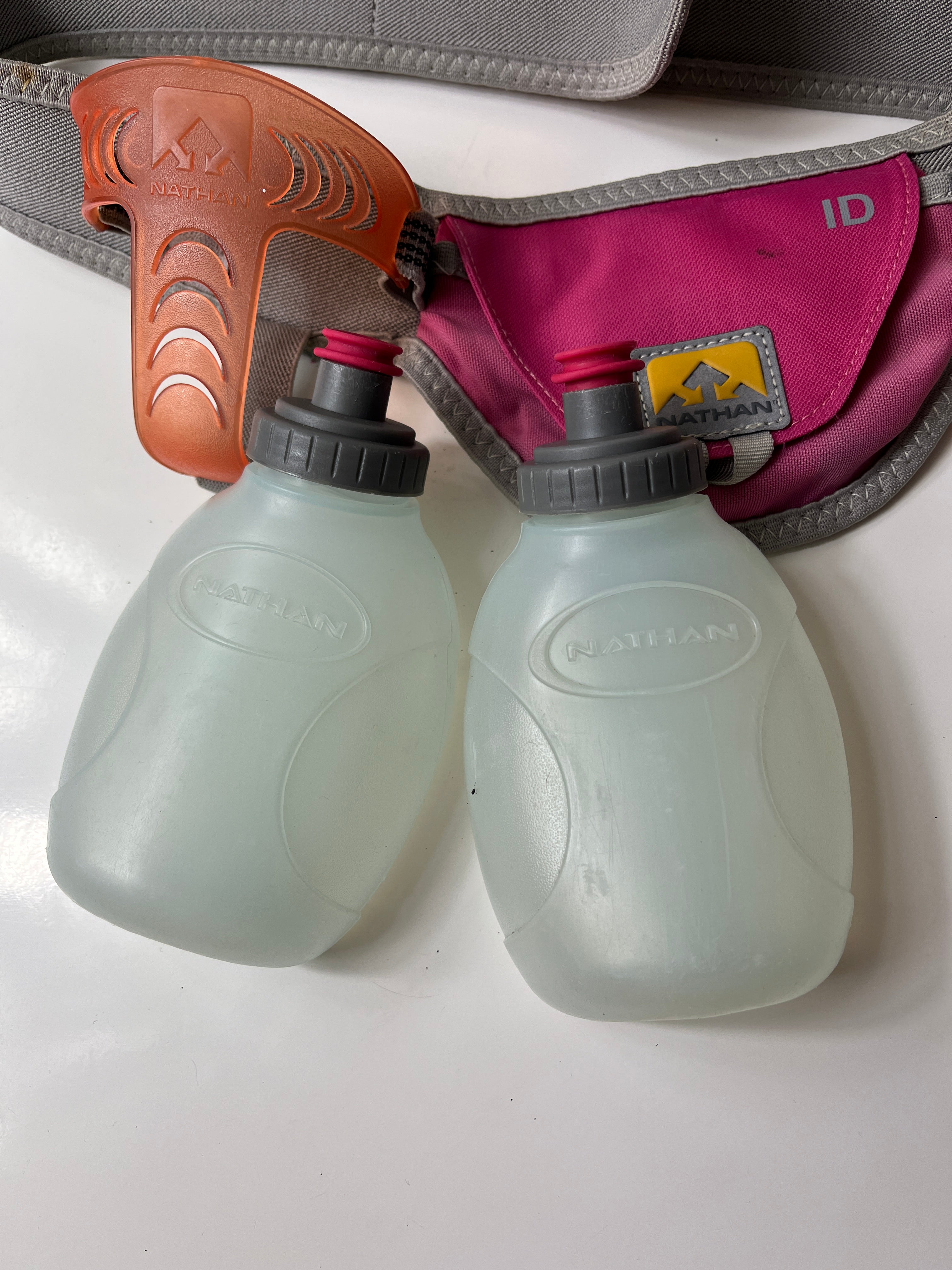 Diržas bėgimui su gertuvėmis „Nathan“