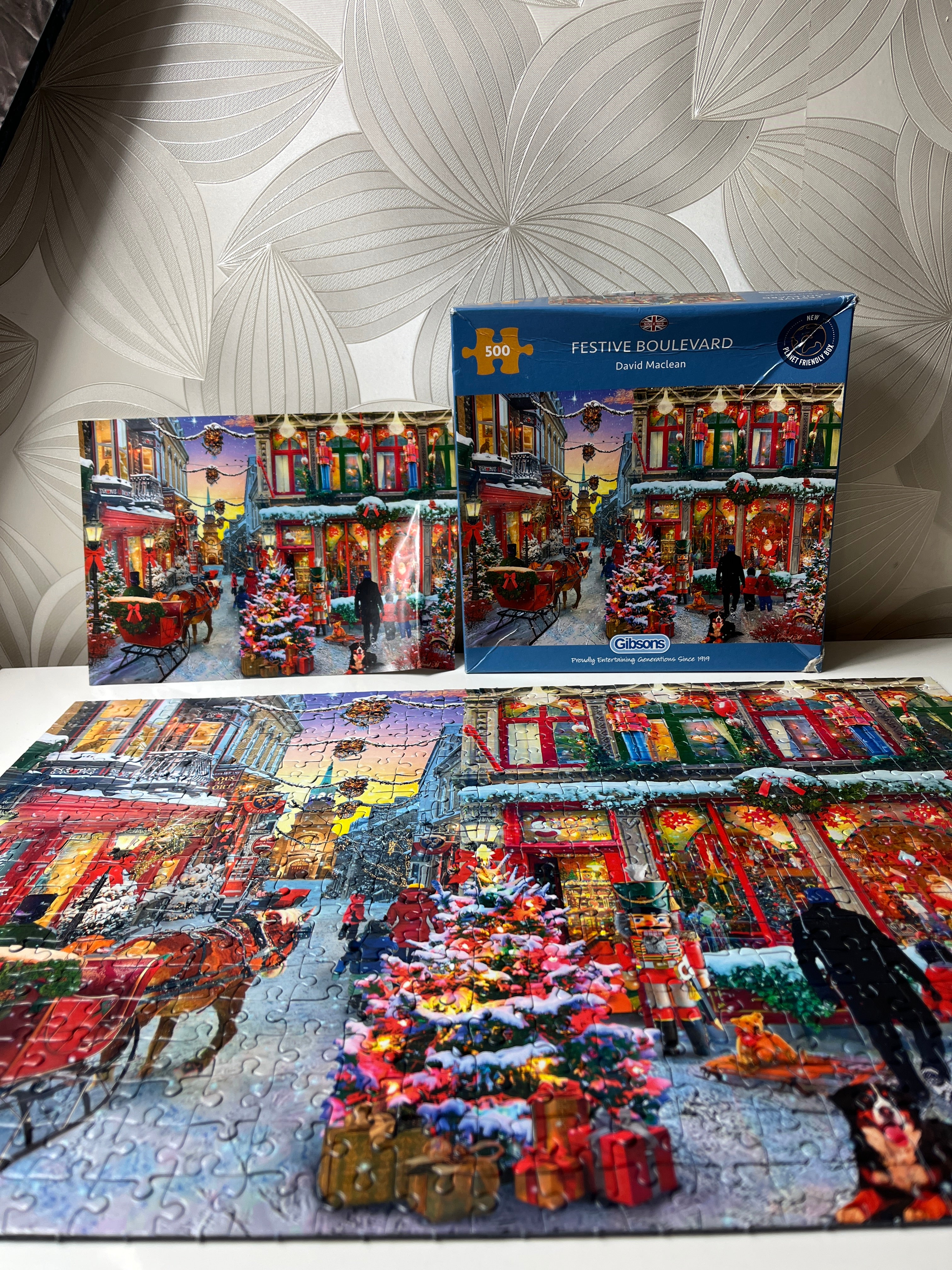 Dėlionė „Festive Boulevard“ (500 detalių)