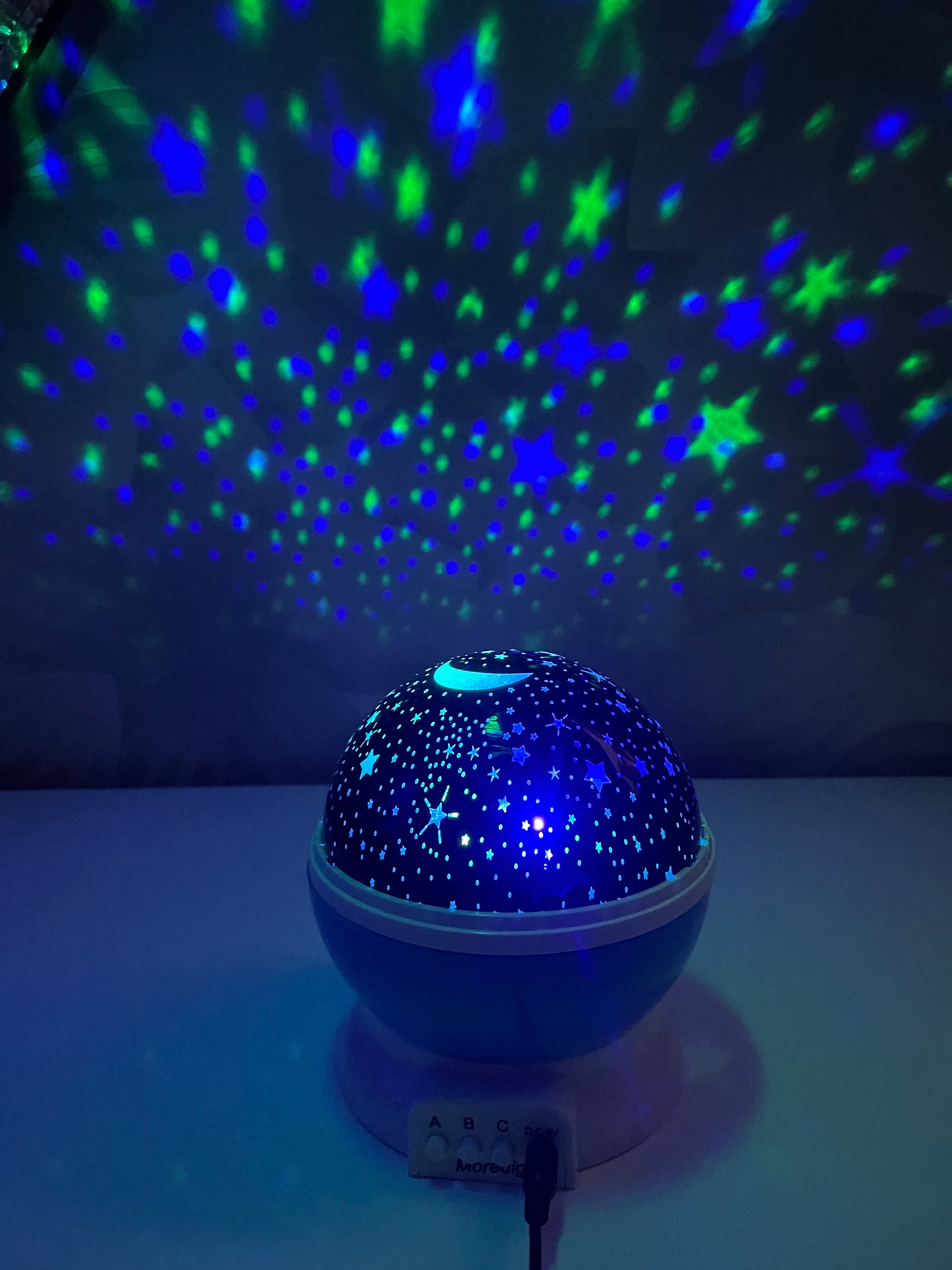 Projektorius „Žvaigždžių naktis“