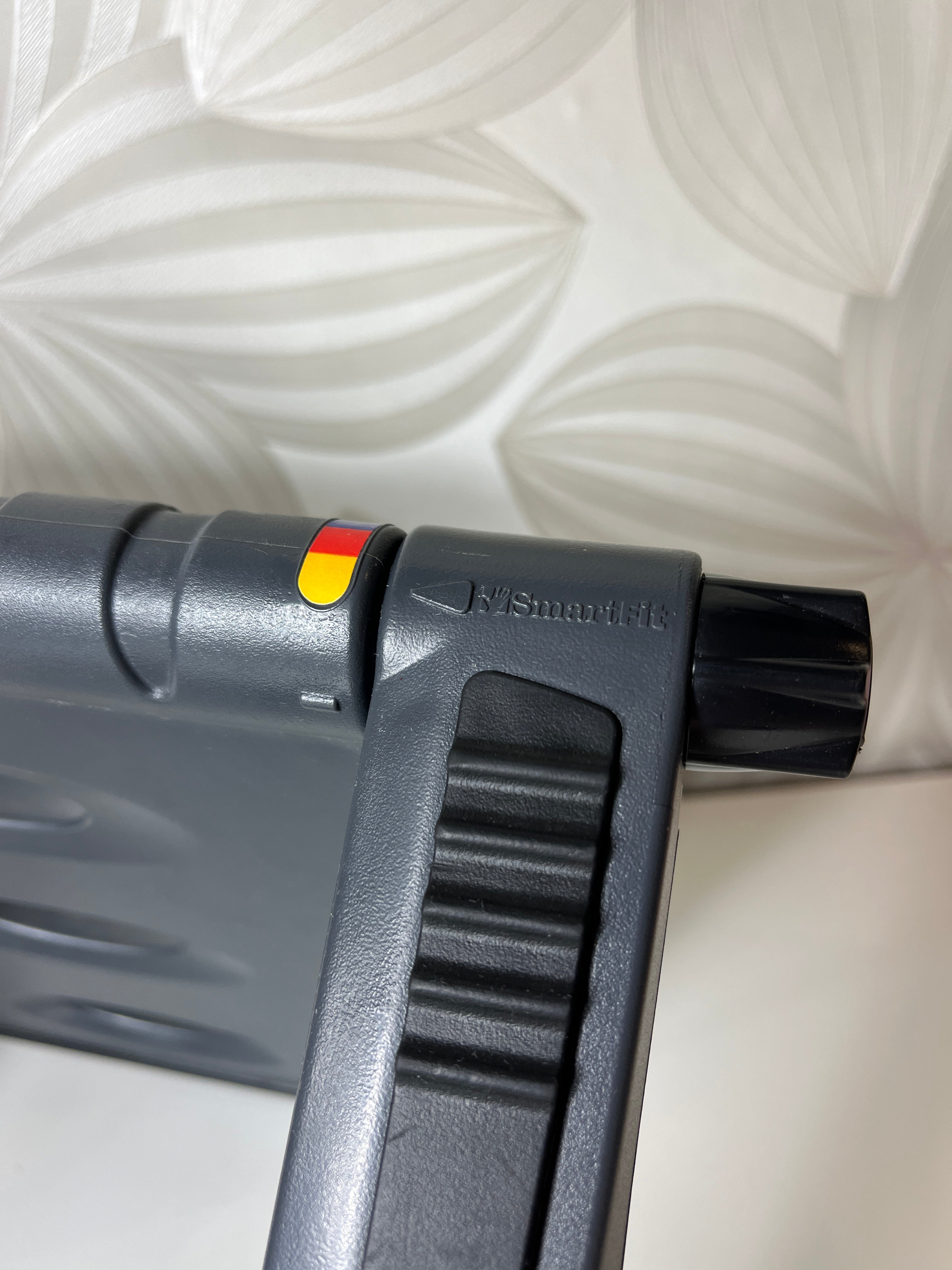 „Kensington“ ergonomiškas nešiojamojo kompiuterio stovas