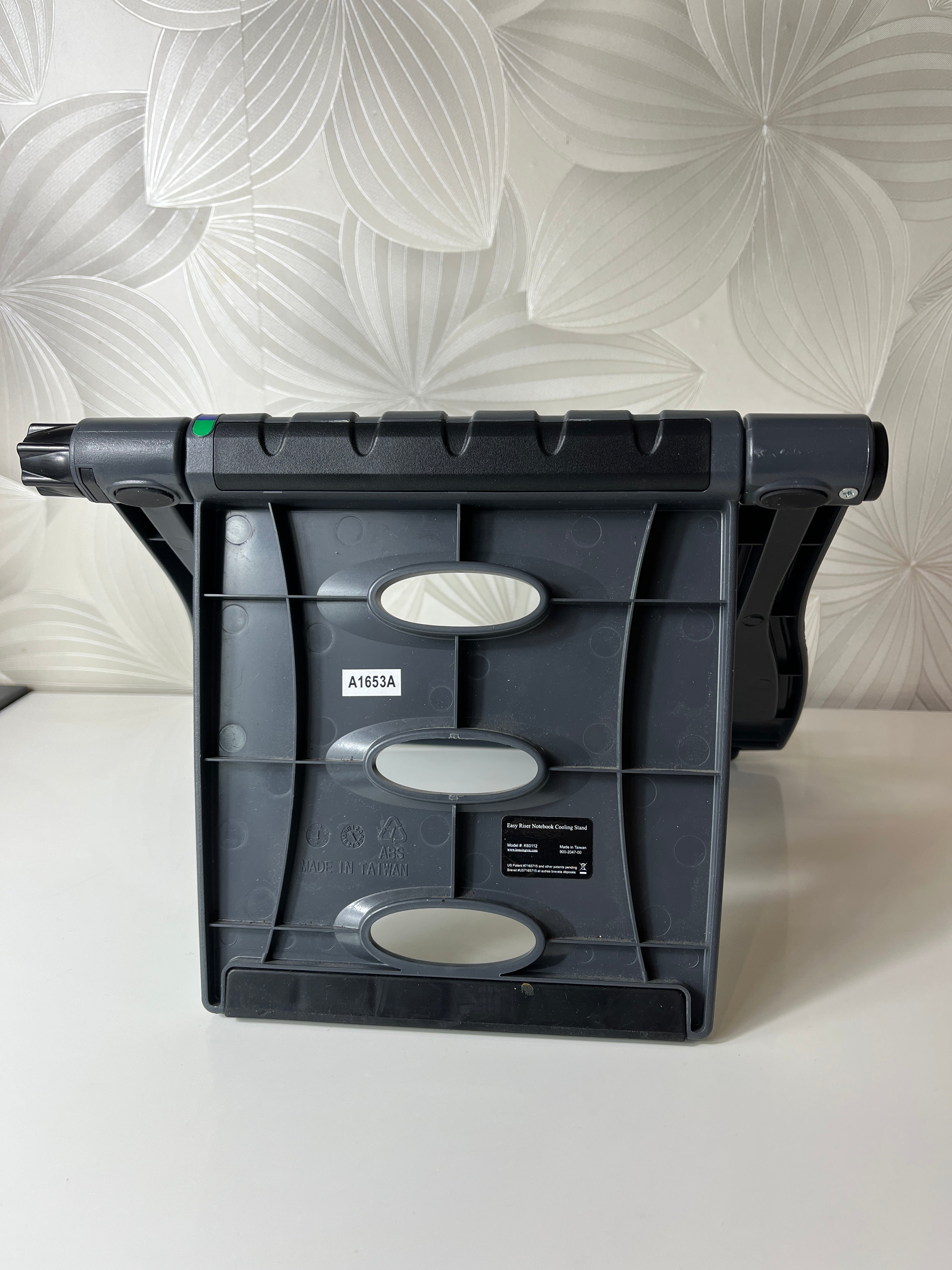 „Kensington“ ergonomiškas nešiojamojo kompiuterio stovas