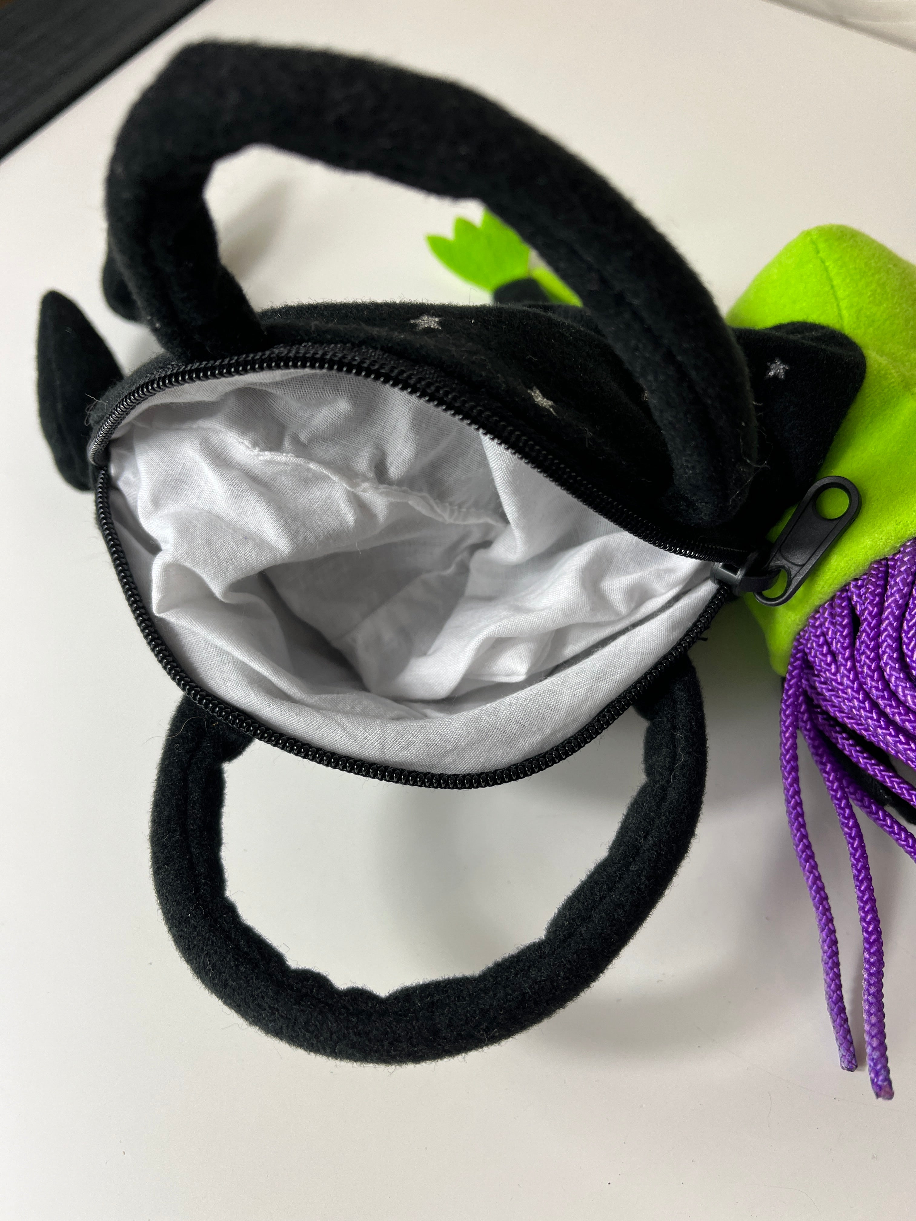 Raganaitės krepšelis-rankinė