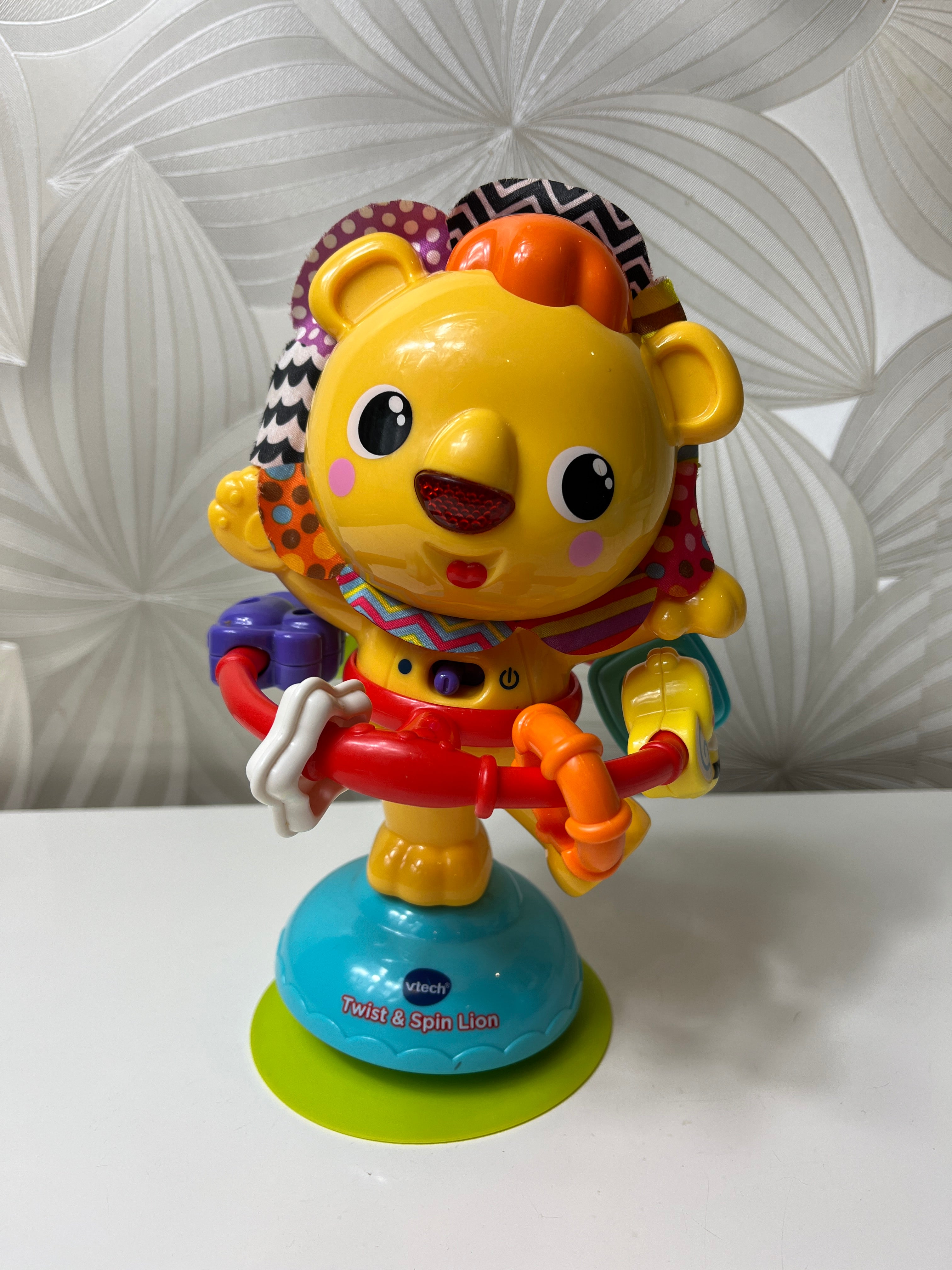 Lavinamasis „VTech“ žaislas su liūtuku