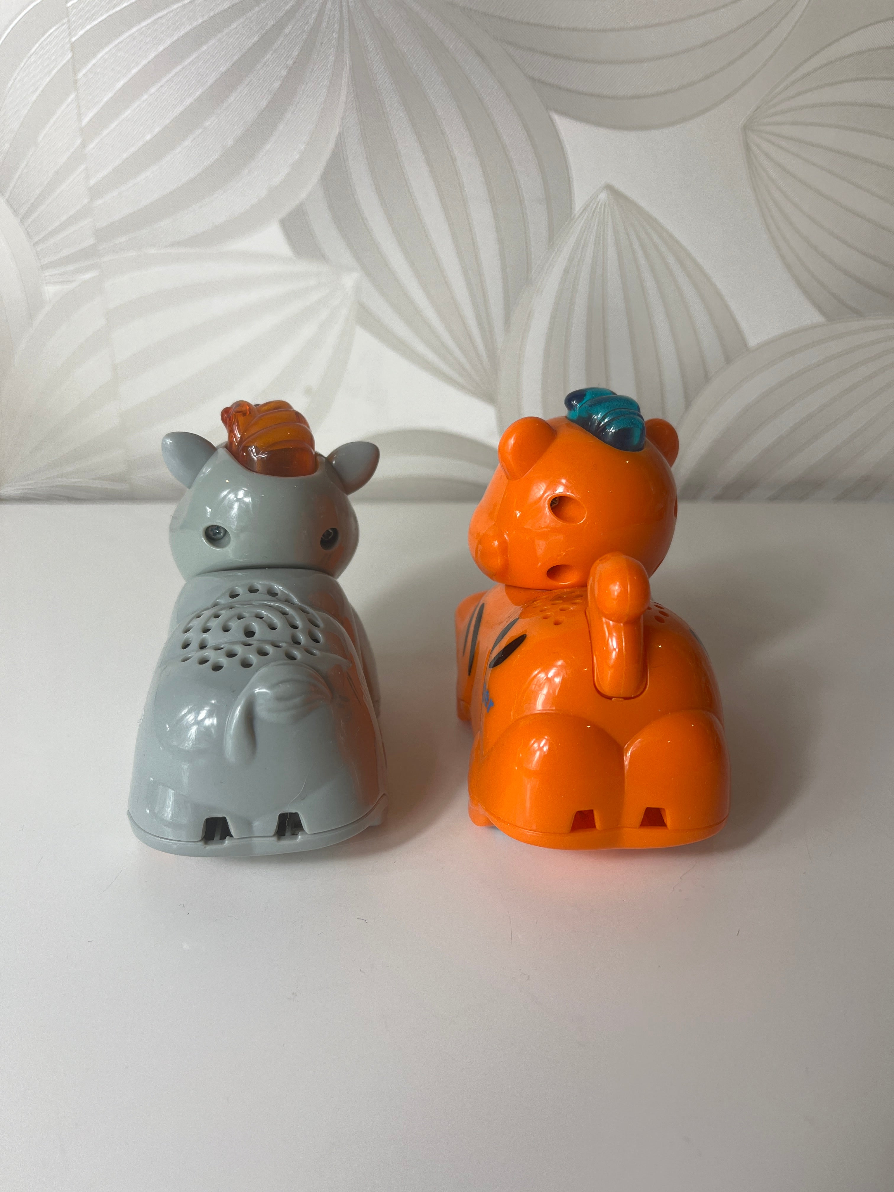 Mažylių žaislai „VTech Toot-Toot Animals“ tigras ir raganosis