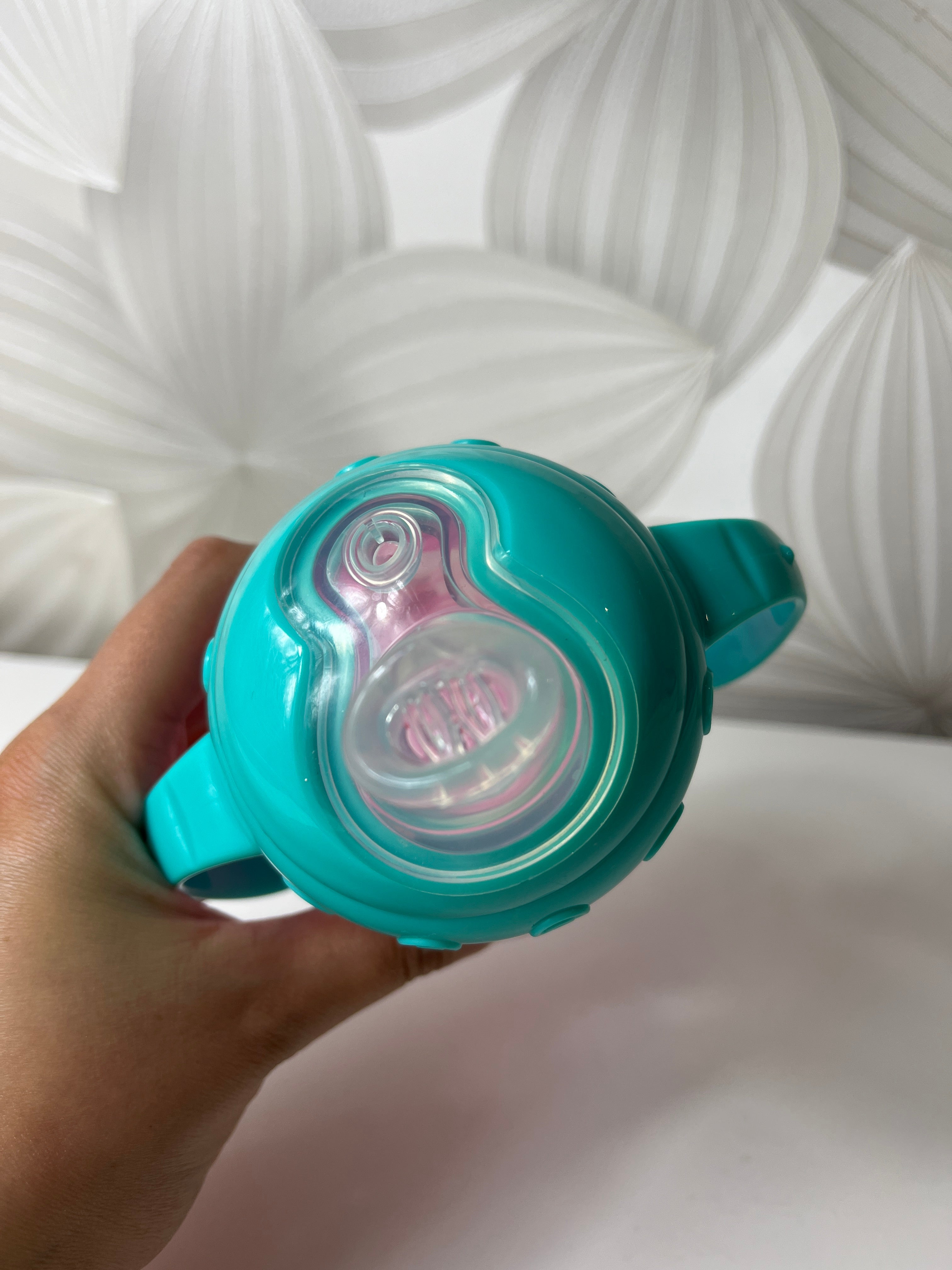 Vaikiška gertuvė su rankenomis „Nuby“