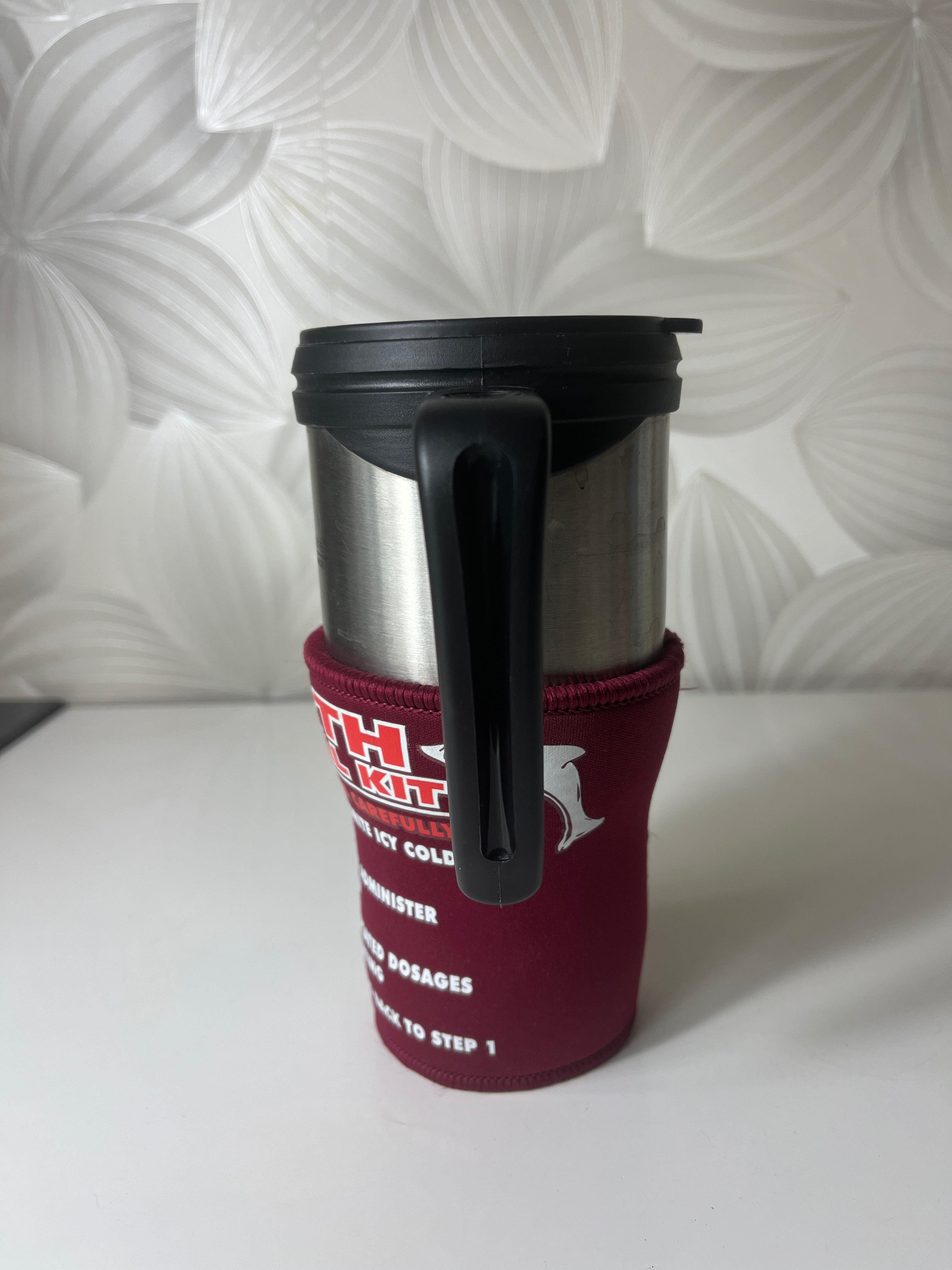 „ThermoCafé by Thermos“ puodelis su „Perth Survival Kit“ dėklu