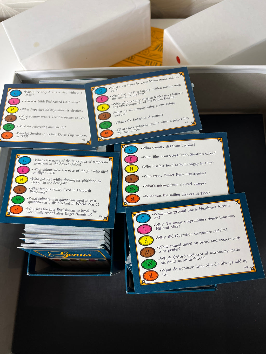 Vintažinis stalo žaidimas „Trivial Pursuit – Master Game Genius Edition“ (1983 m., 1987 m.)