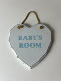 Pakabinama medinė vaiko kambario dekoracija „Baby’s Room“