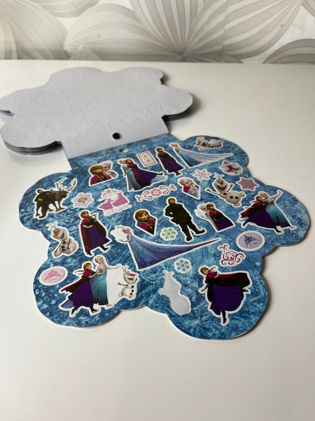 „Disney – Frozen“ lipdukų rinkinys (300 vnt.)