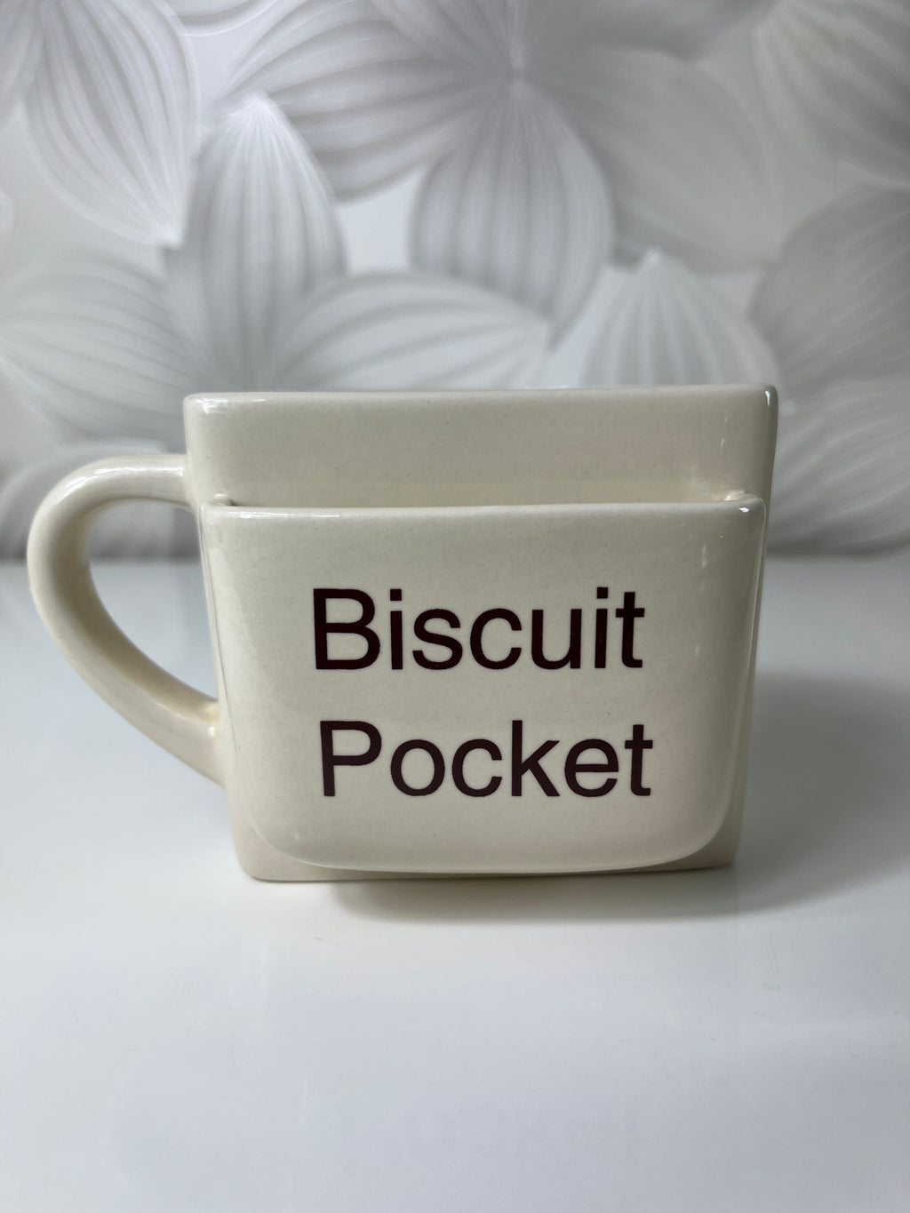 Puodelis su „Biscuit Pocket“ (kišenėle sausainiui)