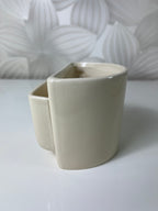 Puodelis su „Biscuit Pocket“ (kišenėle sausainiui)