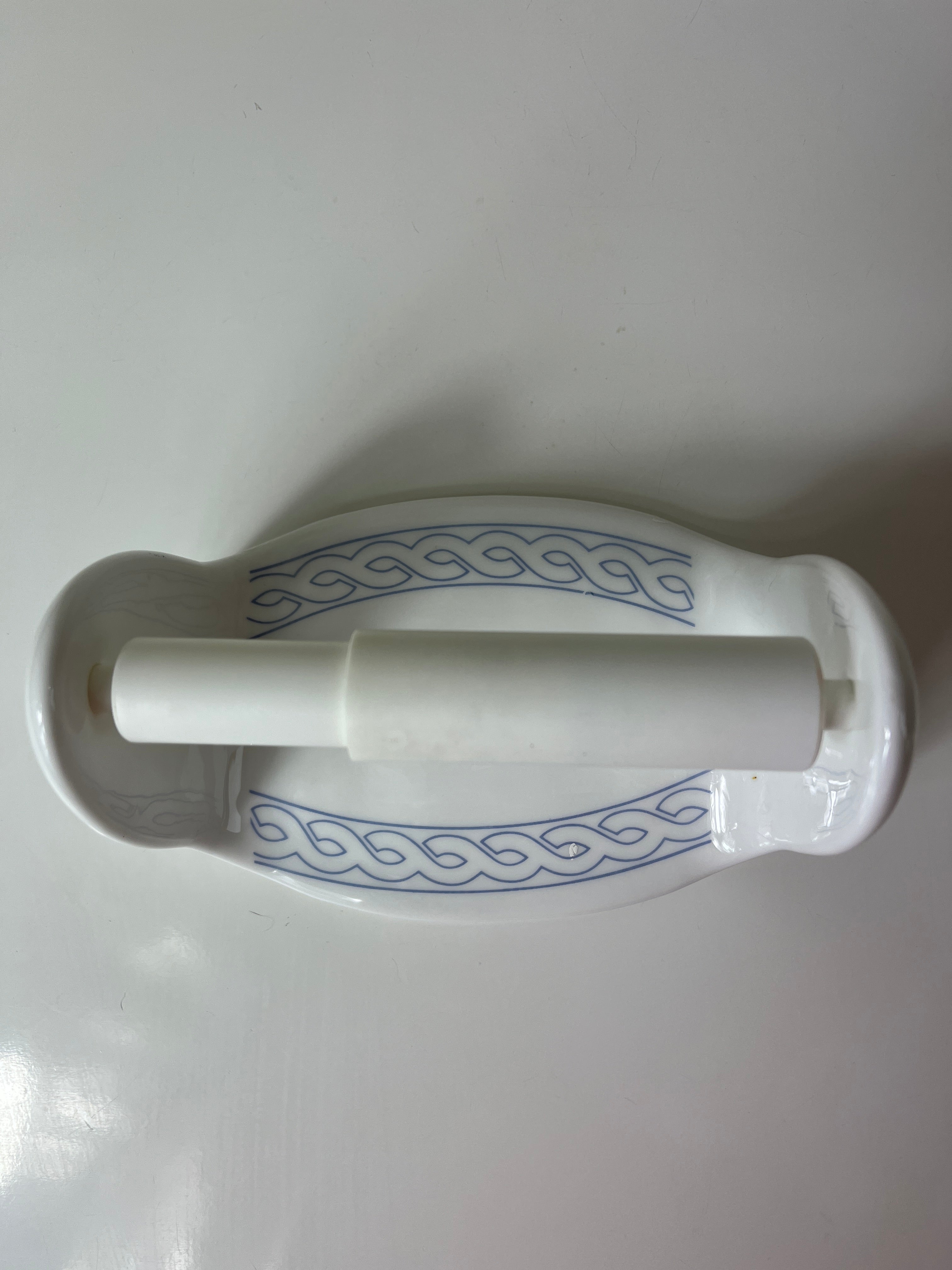 Keraminis tualetinio popieriaus laikiklis