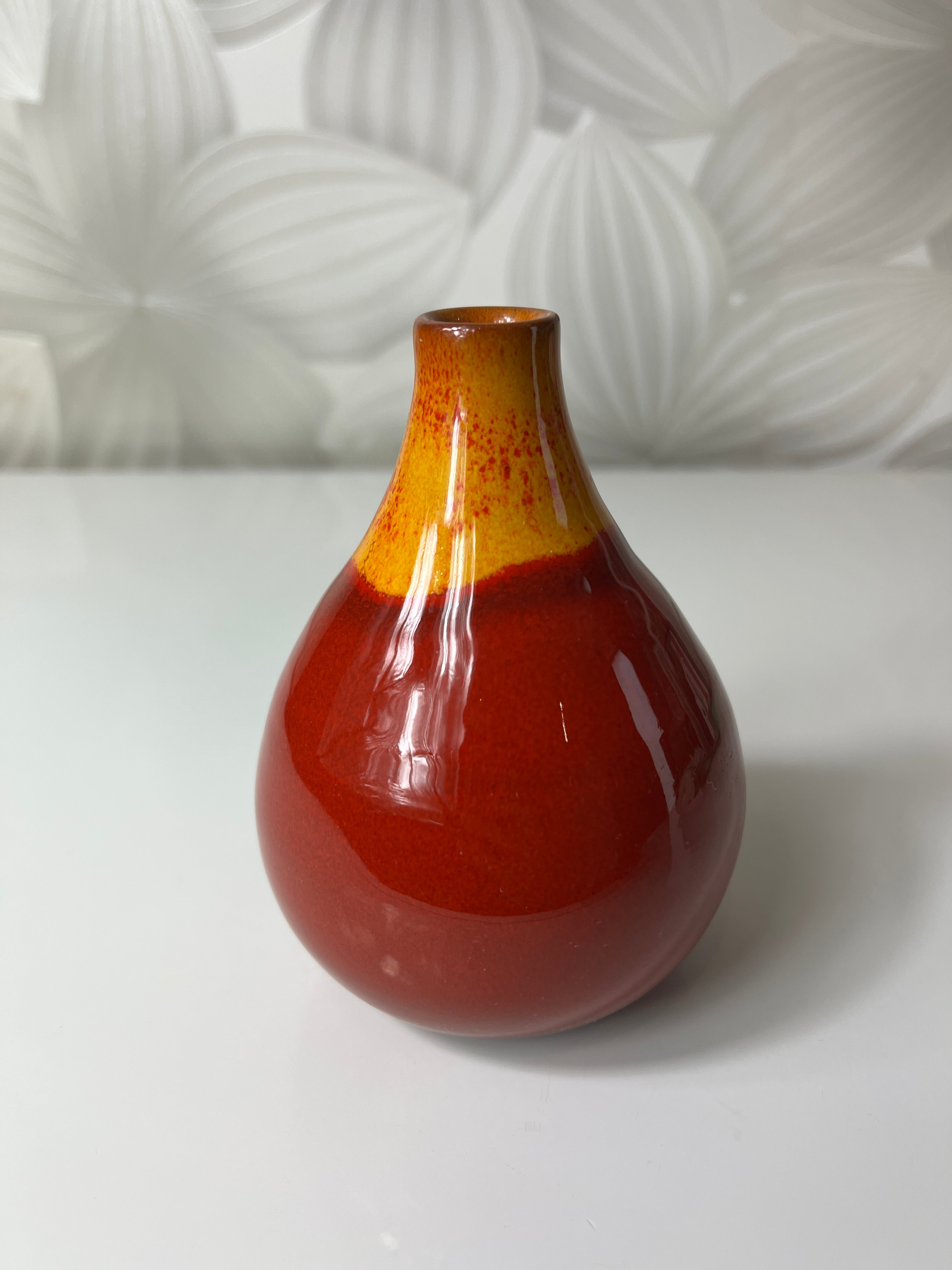 Keraminė vazelė (raudona-geltona)