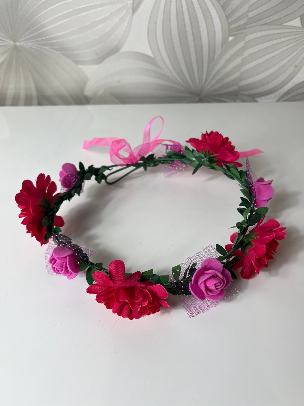 Gėlių vainikas ant galvos