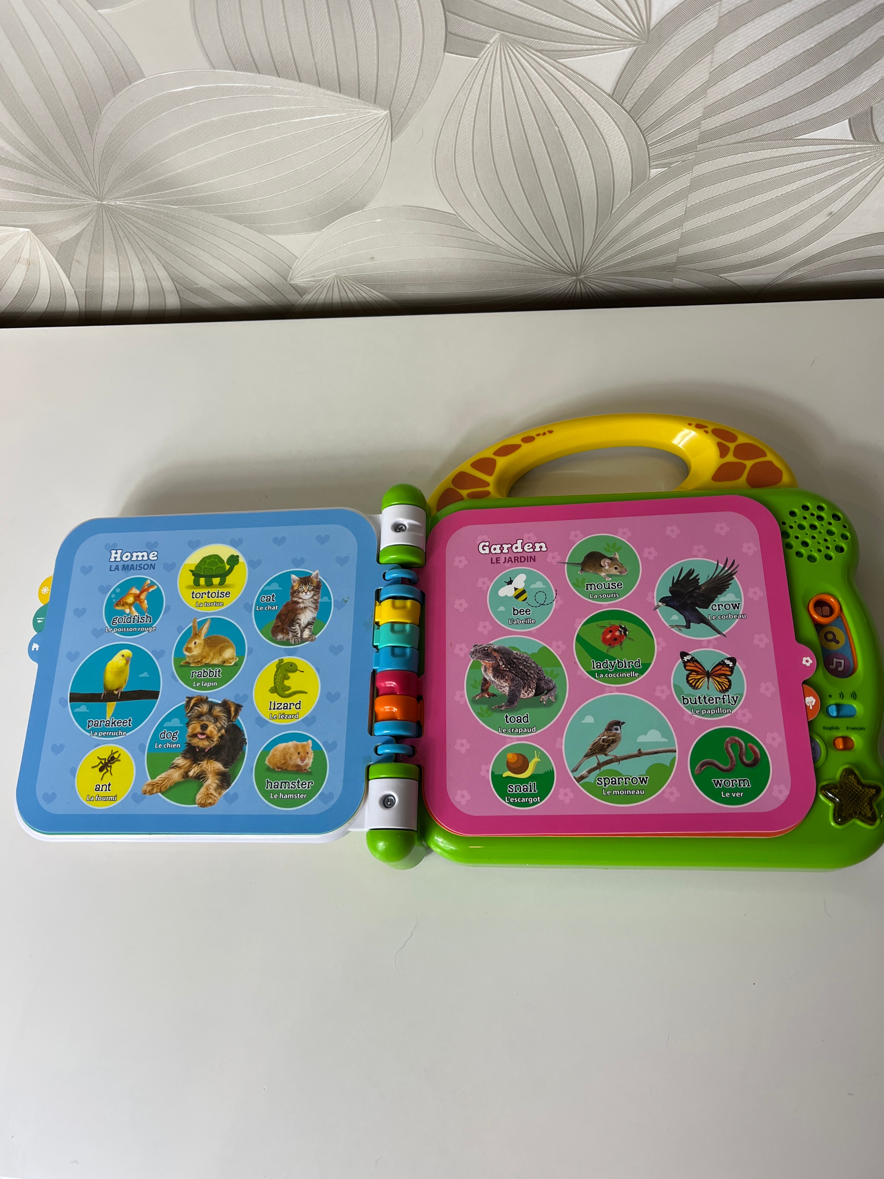 Lavinamasis žaislas - mokomoji knyga vaikui „LeapFrog 100 Animals Book“